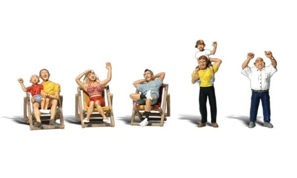 WDS 1881 Spectators (HO SCALE)