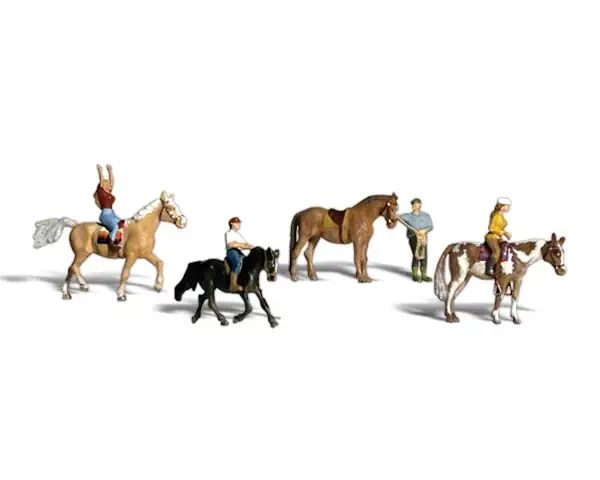 WDS 1889 Horseback Riders (HO SCALE)