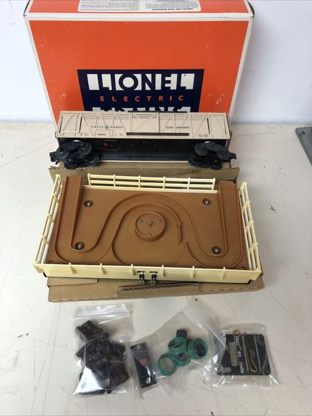 Lionel 19800 Operating Cattle Car