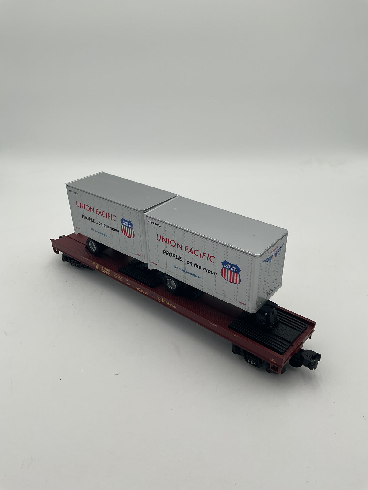 MTH 20-98107 Union Pacific Flatcar w/ 20’ Trailers