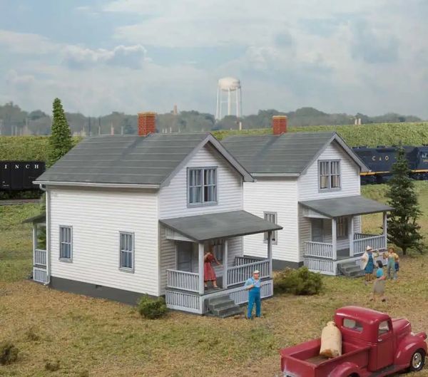 Walthers Cornerstone 933-3790 Company House Kit (2 Houses)