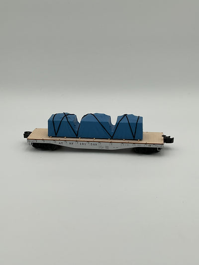 Lionel 27543 Santa Fe Flatcar with Covered Load