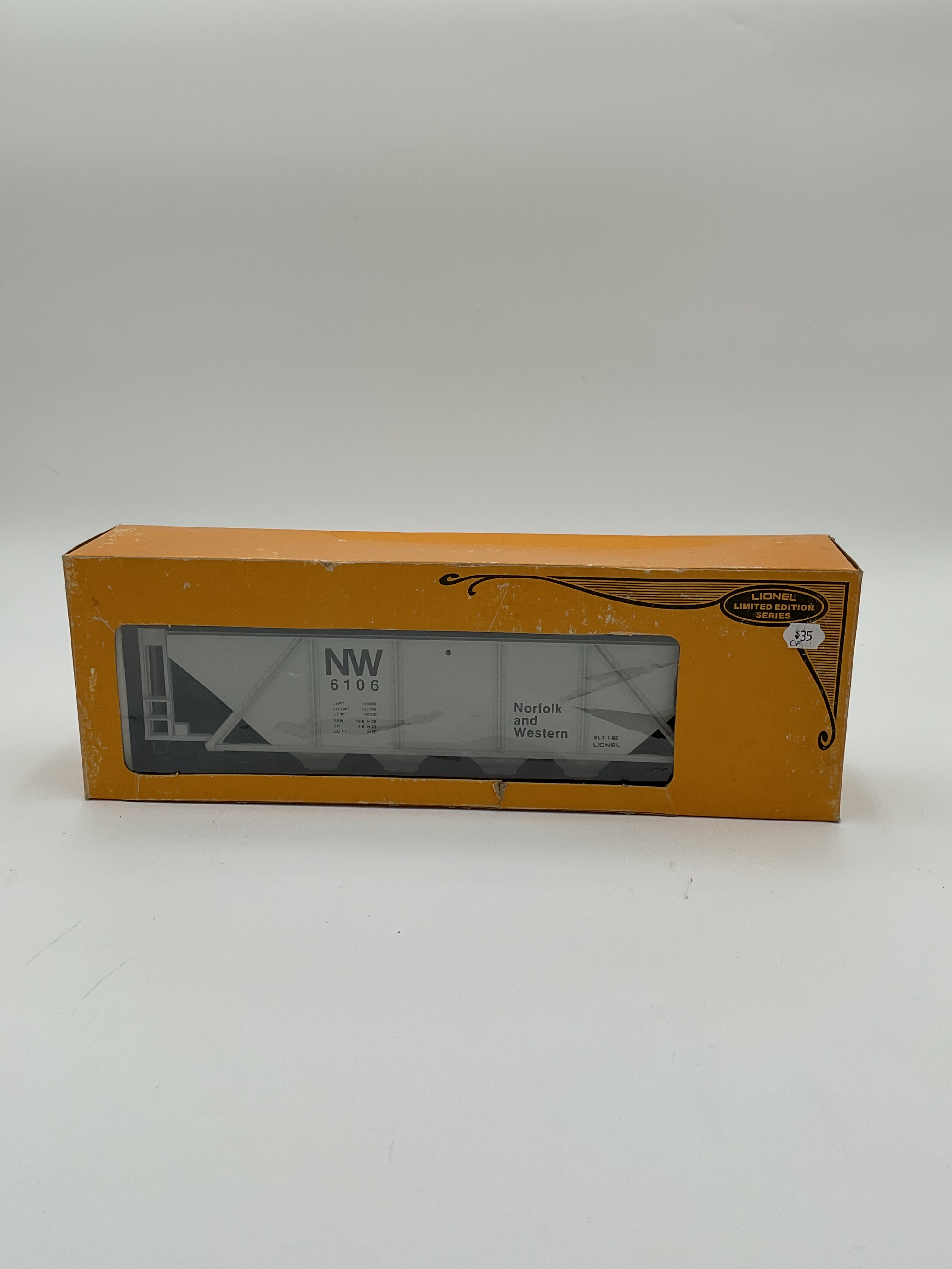 Lionel O 6106 N&W Covered Hopper