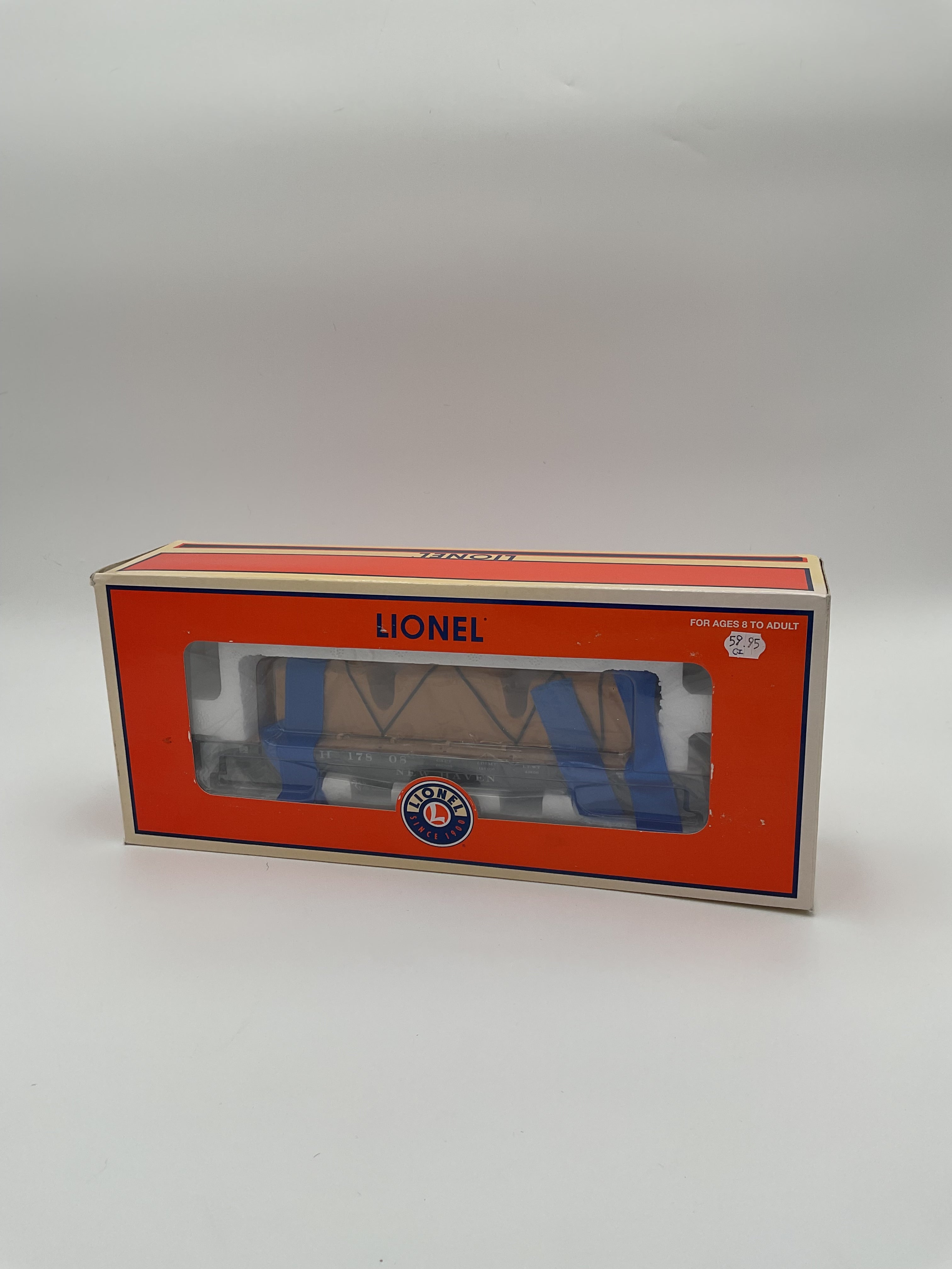 Lionel O 27542 New Haven 40’ Flatcar with Covered Load