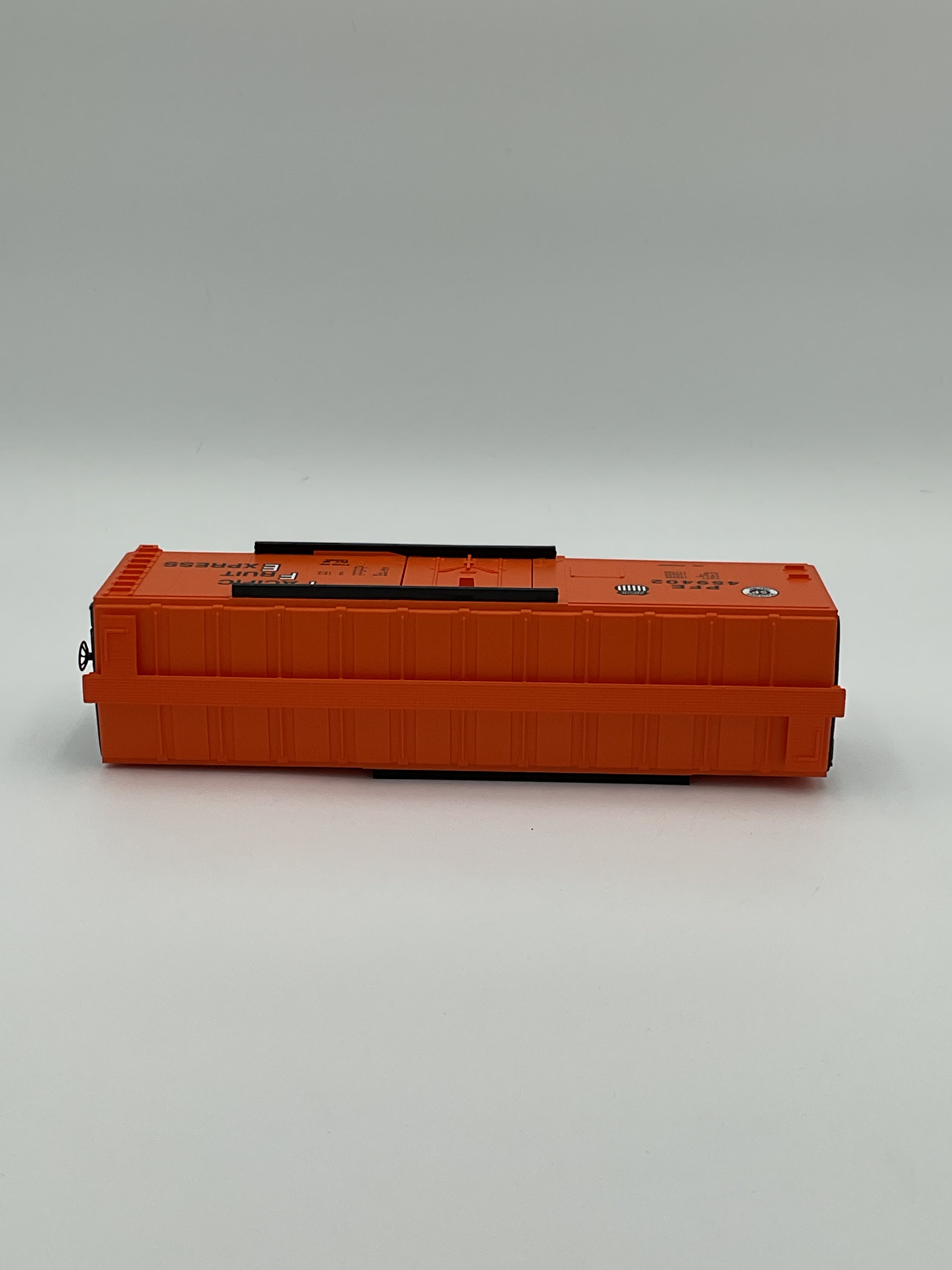 Lionel O 19229 Frisco Boxcar w/ Diesel Railsounds