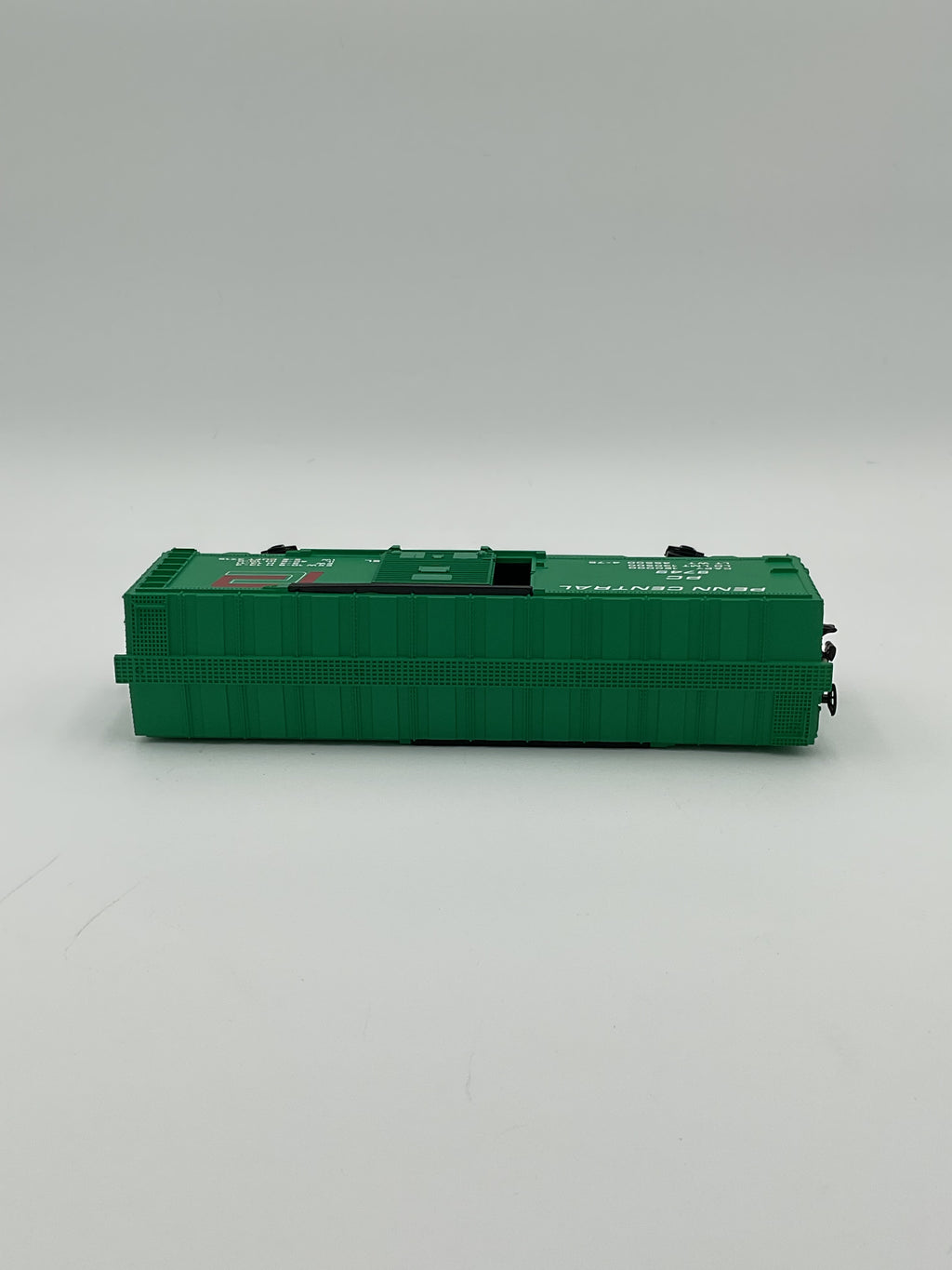 Lionel O 9749 Penn Central Box Car