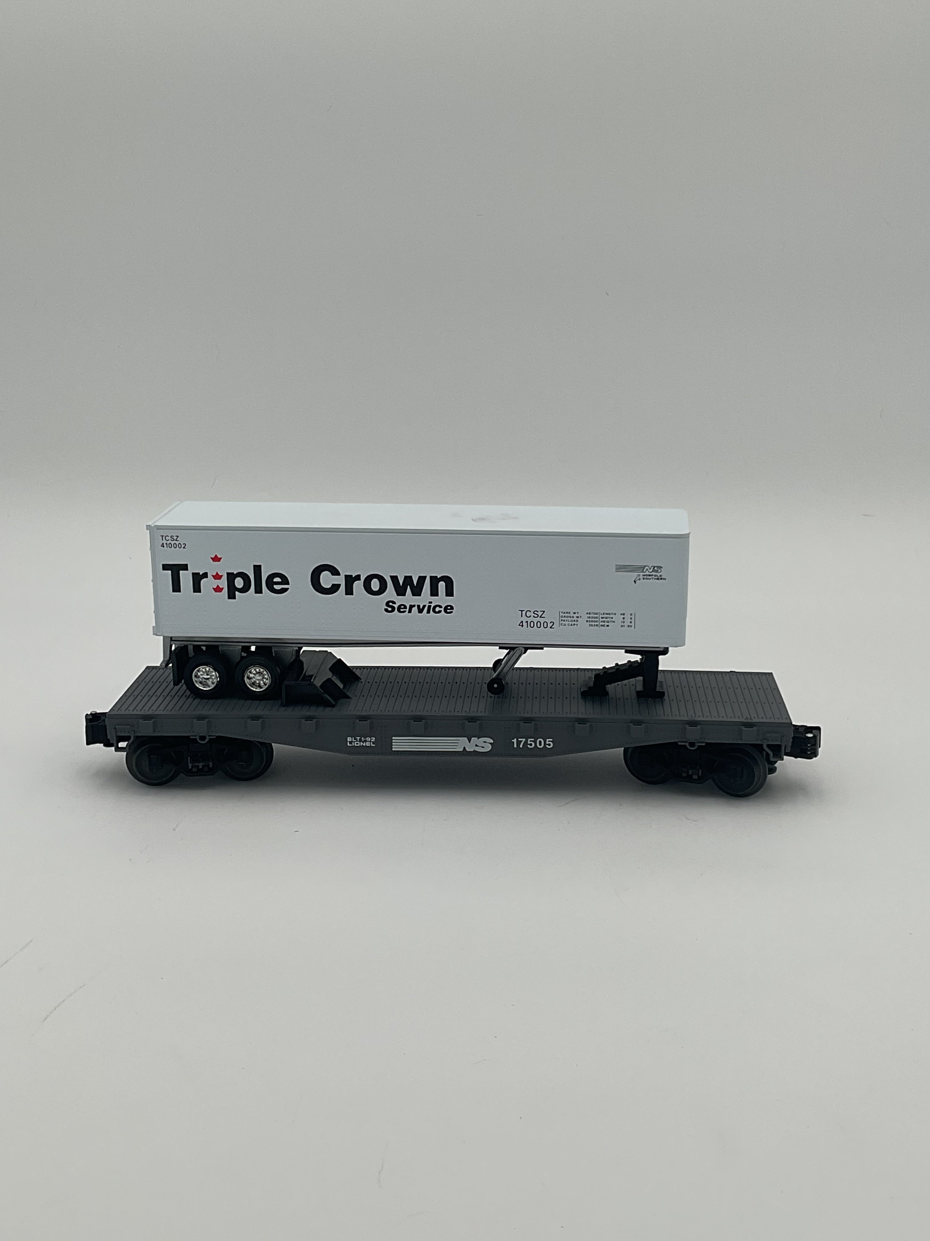 Lionel O 17506 Norfolk Southern Flatcar with Trailer