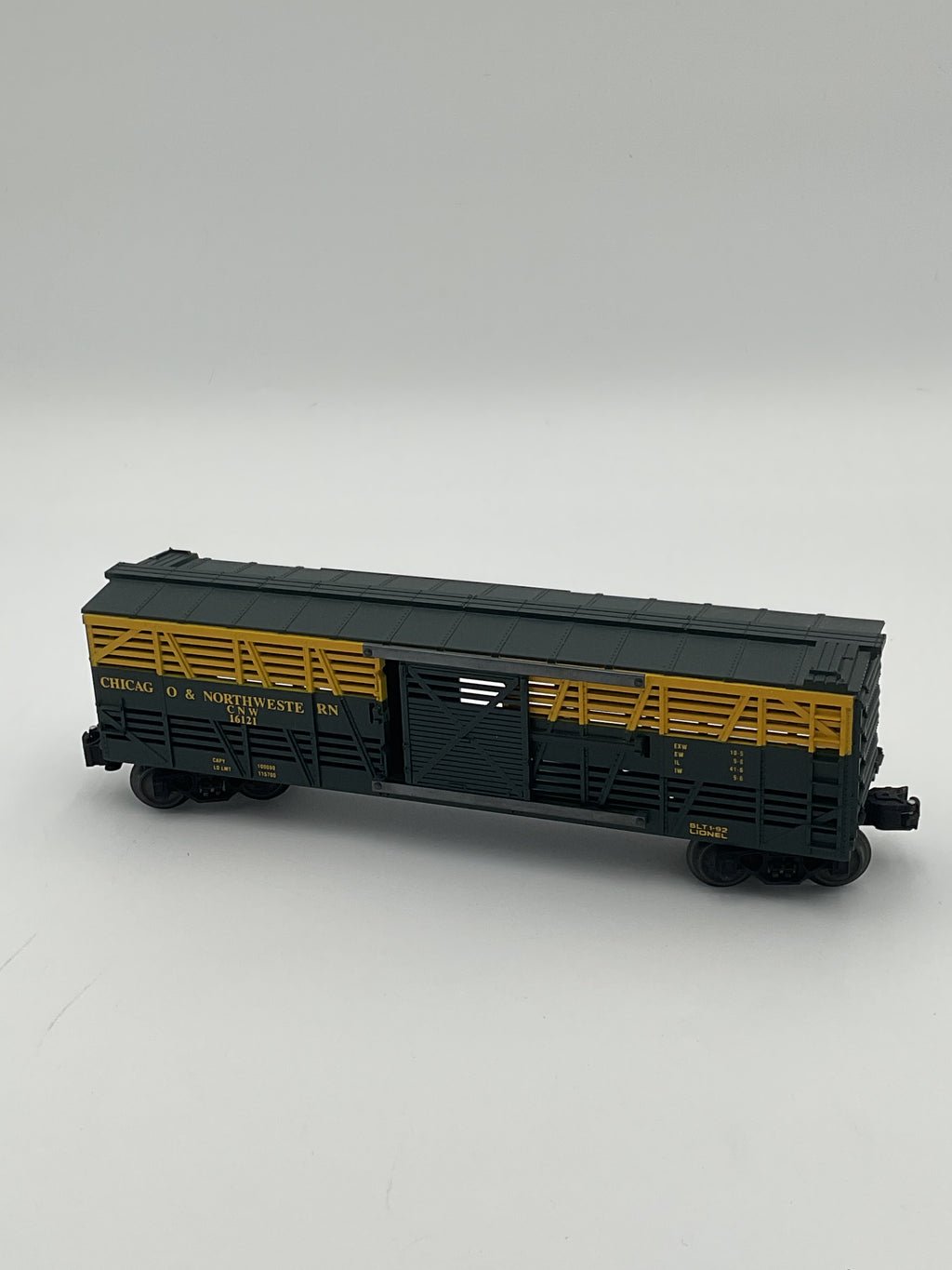 Lionel O 16121 Chicago & Northwestern Single Door Stock Car