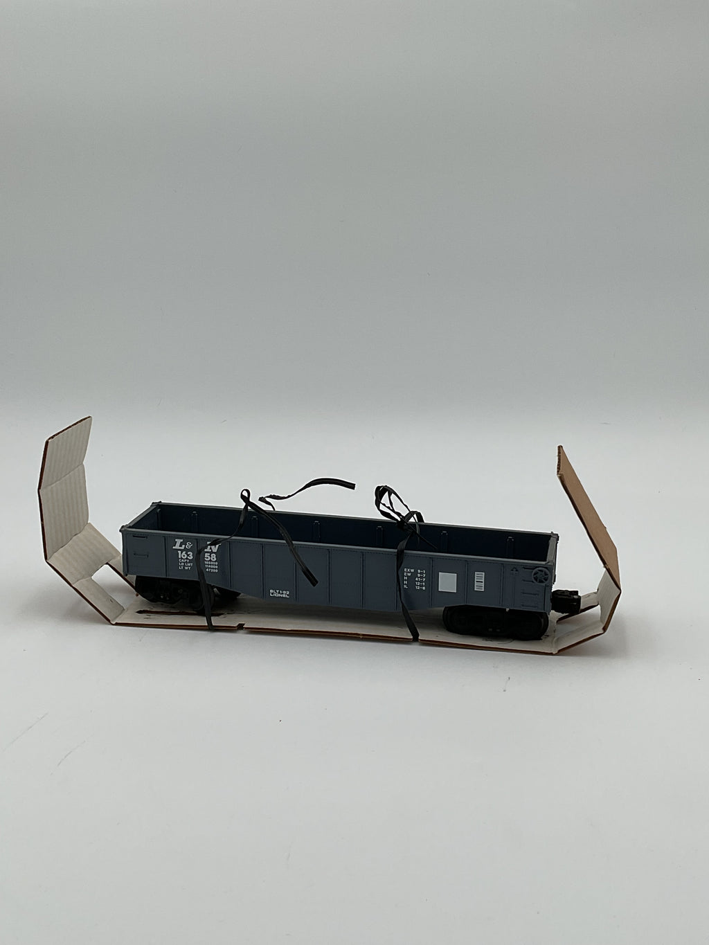 Lionel O 16358 Louisville & Nashville Gondola with Covers