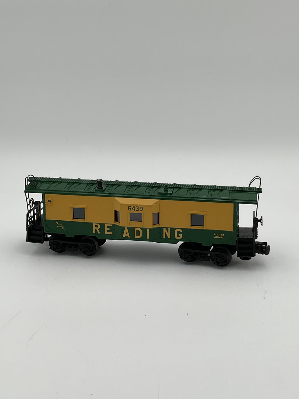 Lionel O 6439 Reading Bay Window Caboose