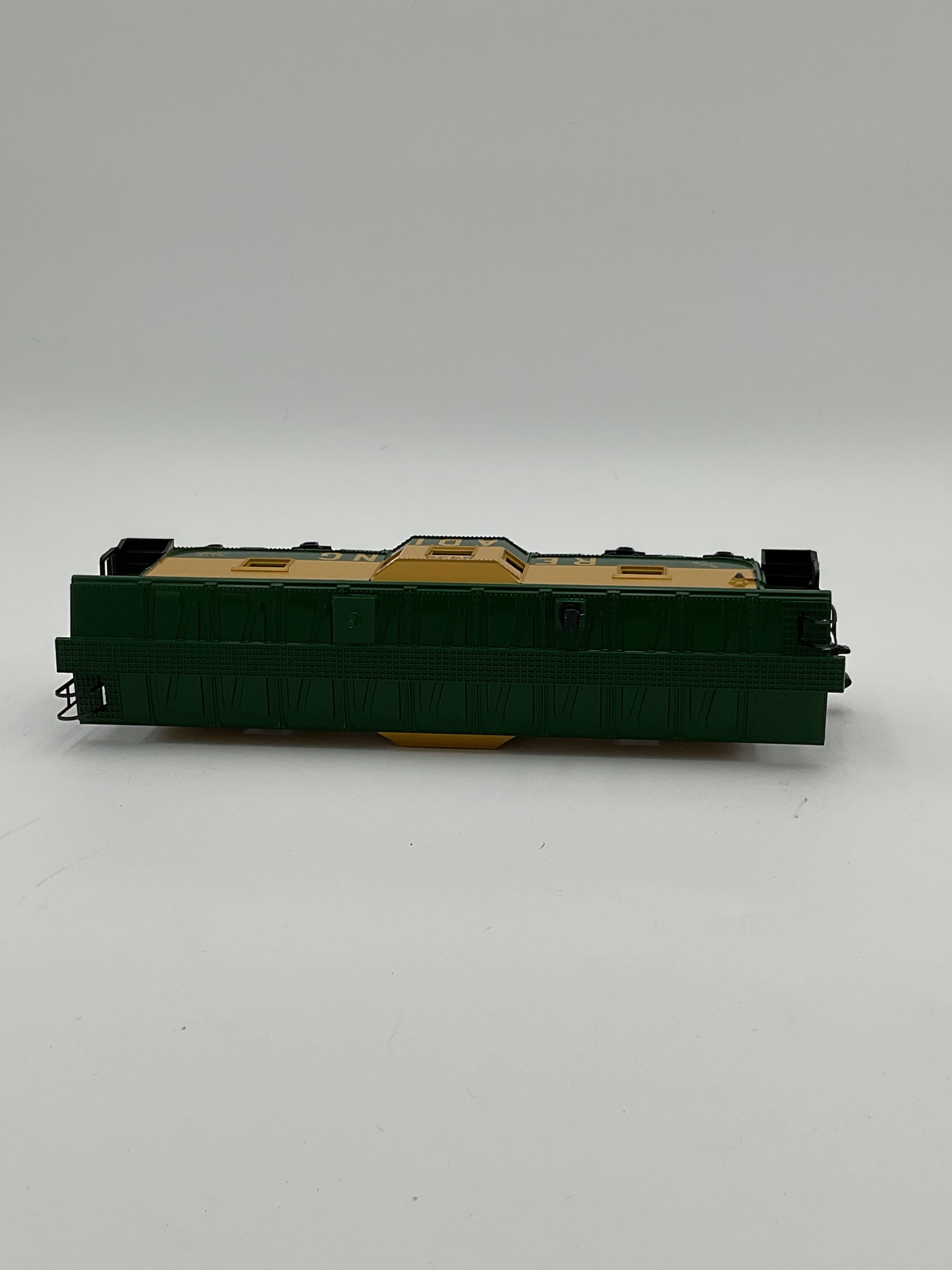 Lionel O 6439 Reading Bay Window Caboose