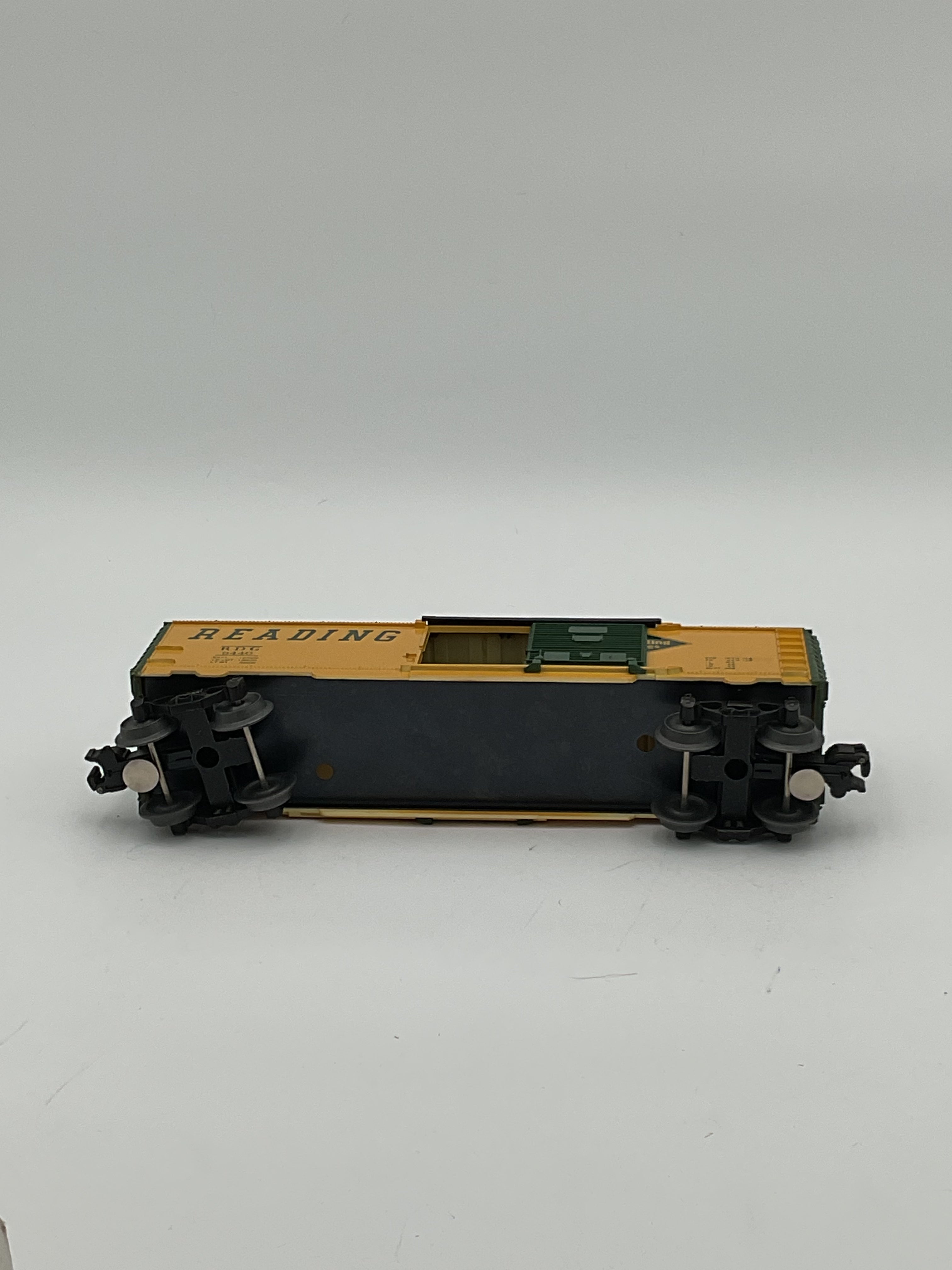 Lionel O 9440 Reading Box Car