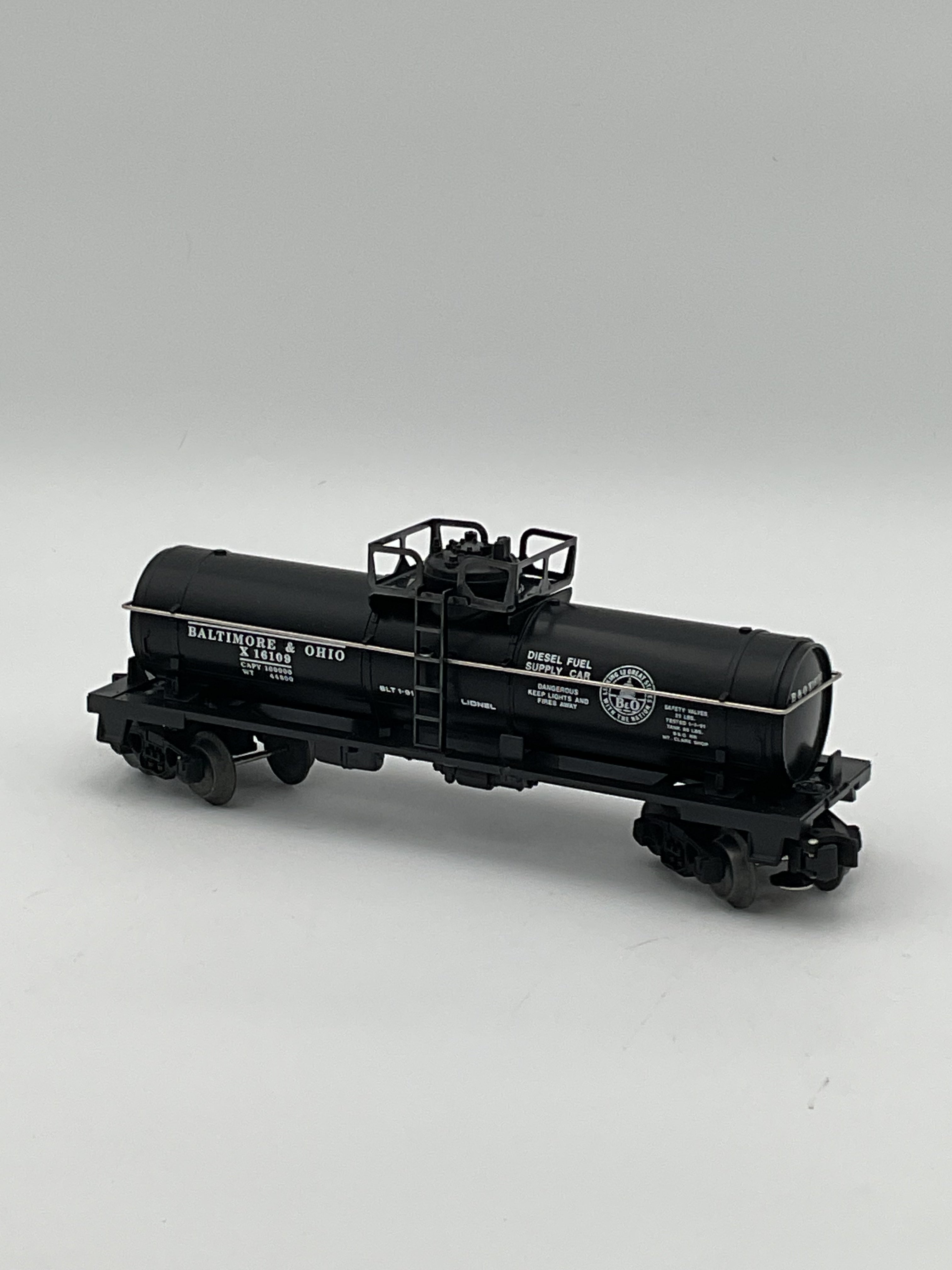 Lionel O 16109 Baltimore & Ohio Single Dome Tank Car