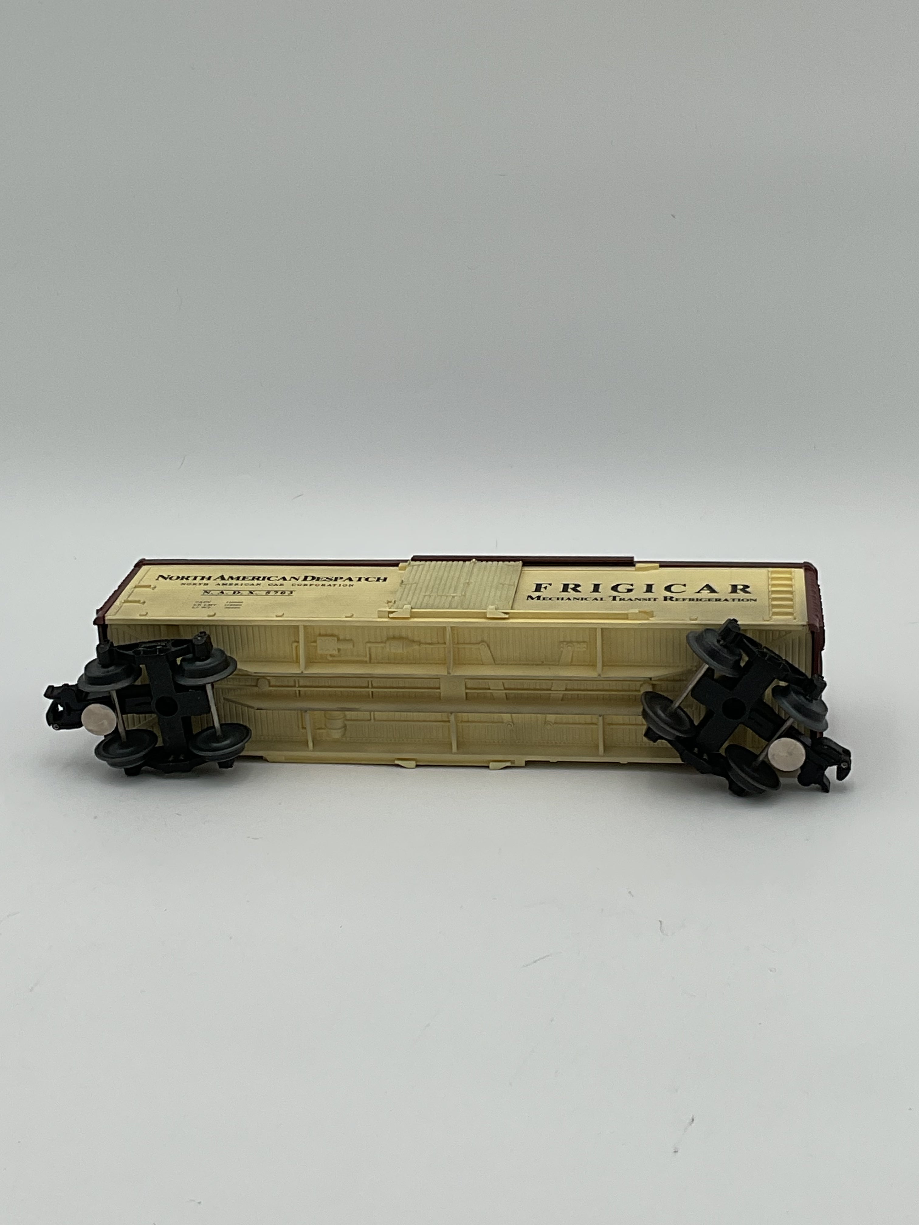 Lionel O 5703 North American Despatch Reefer