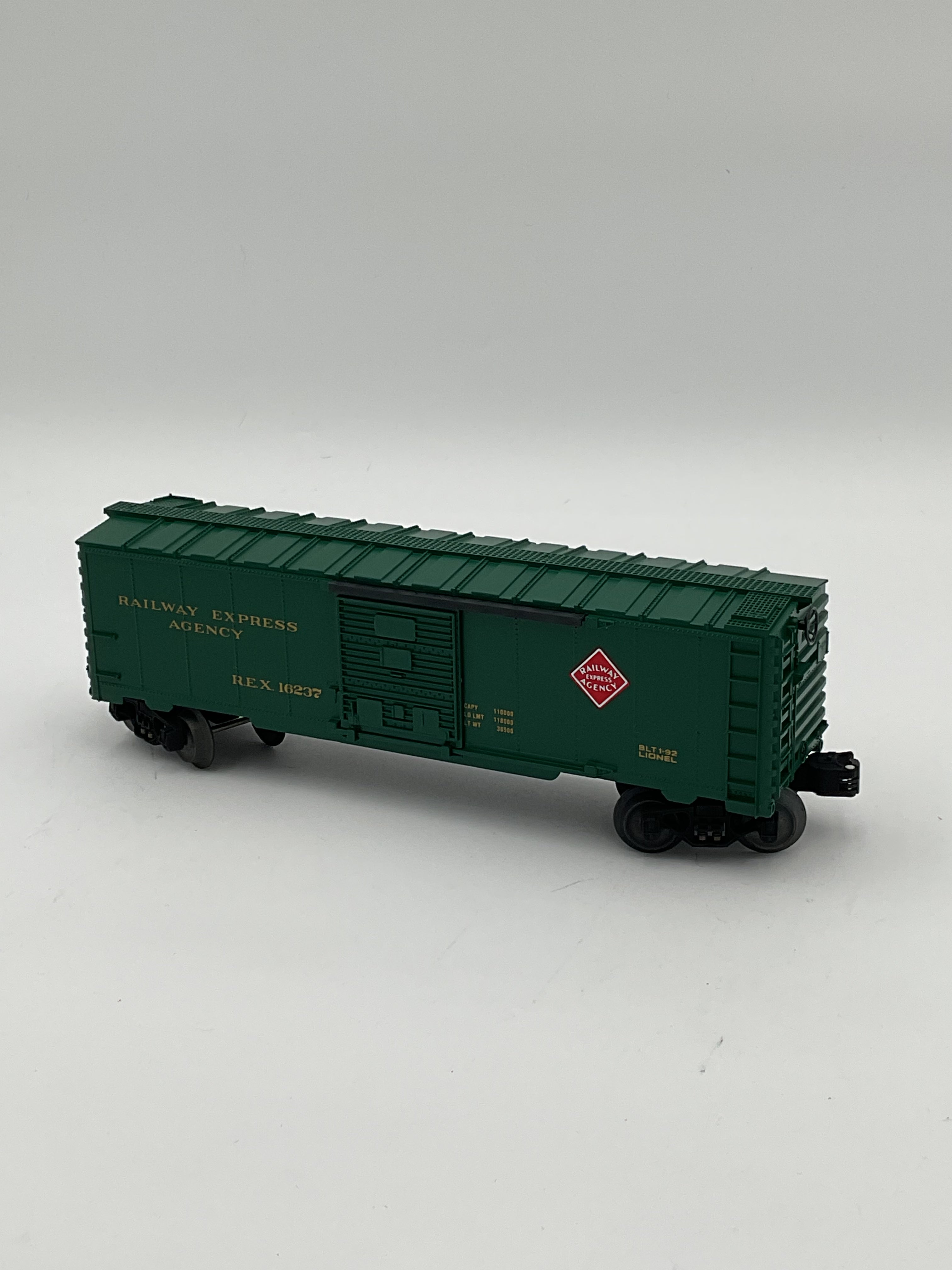 Lionel O 16237 Railway Express Agency Boxcar