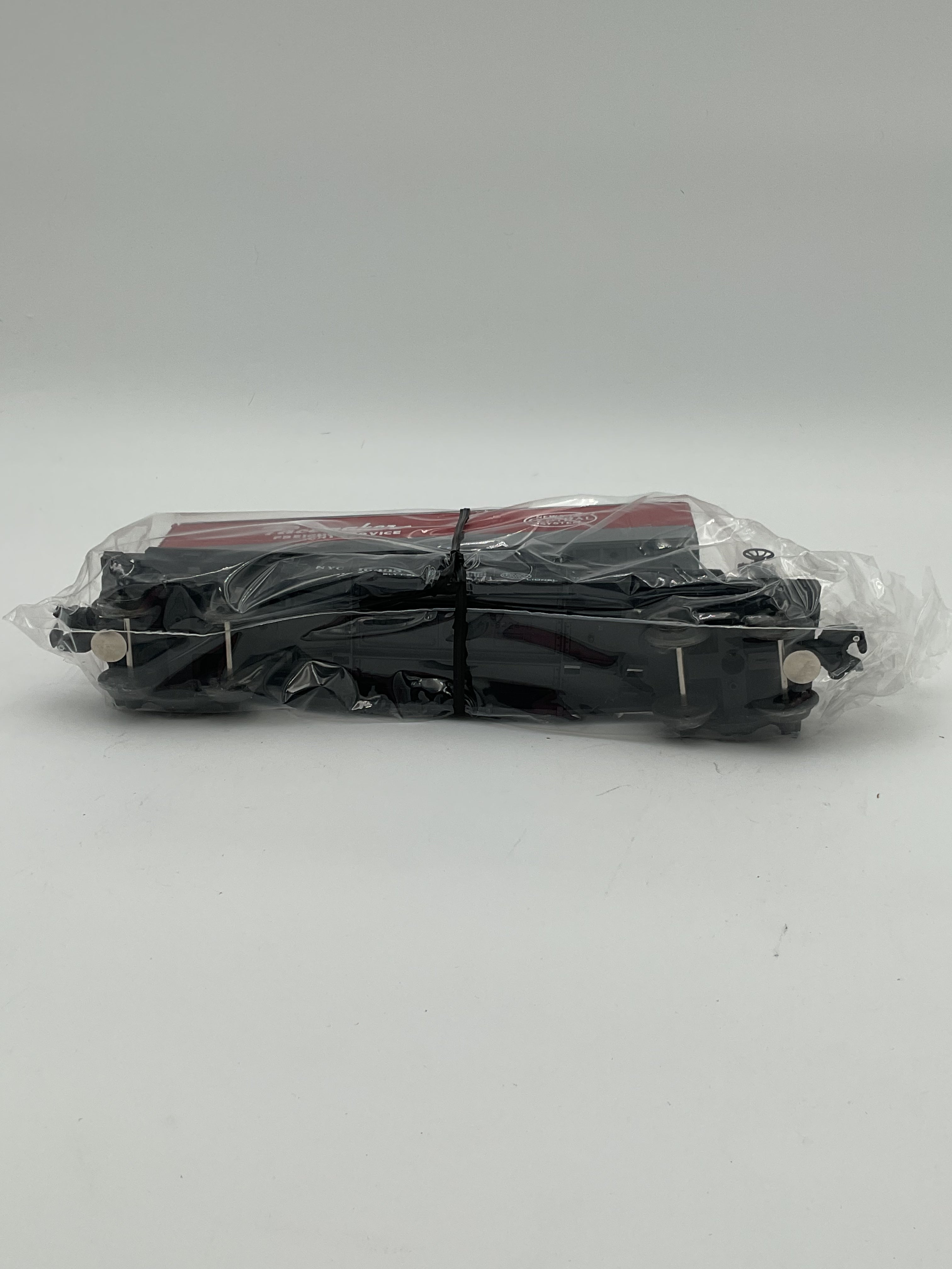 Lionel O 16335 New York Central Flatcar with Trailer