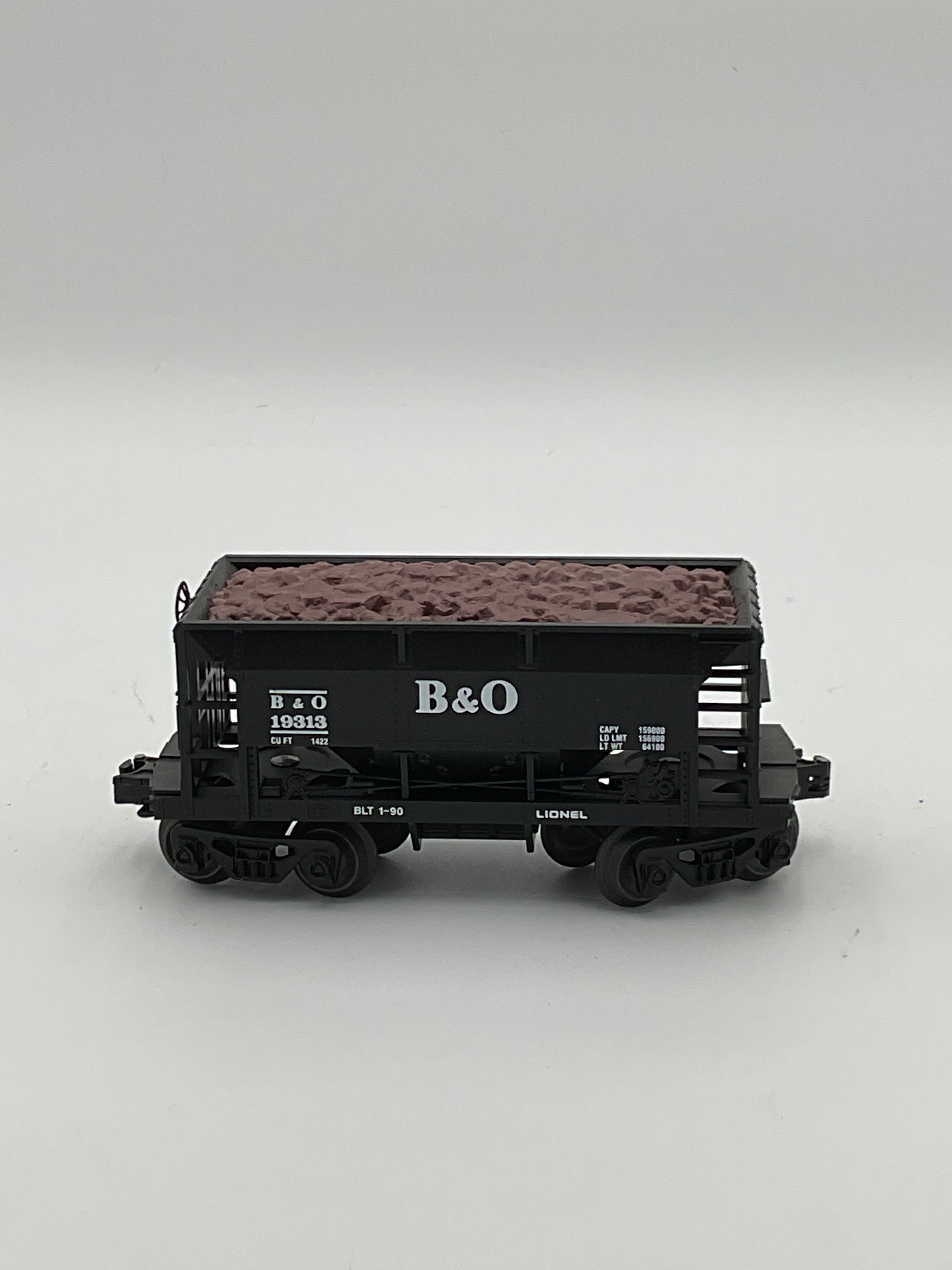 Lionel O 19313 B & O Car With Ore Load