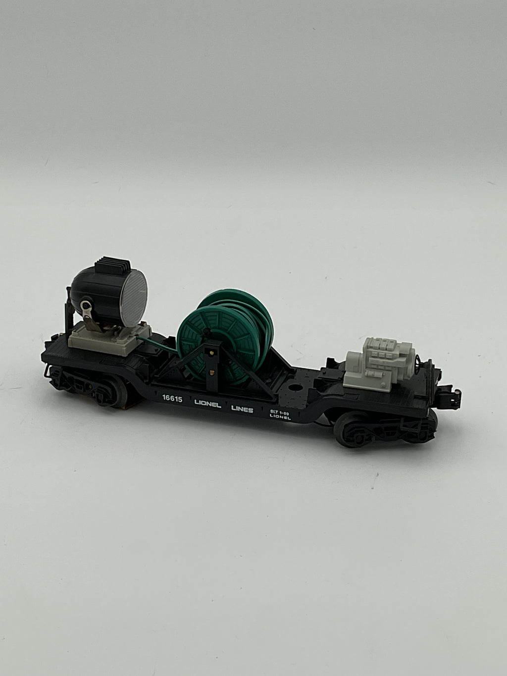 Lionel O 16615 Lionel Lines Extension Searchlight Car with Removable Searchlight