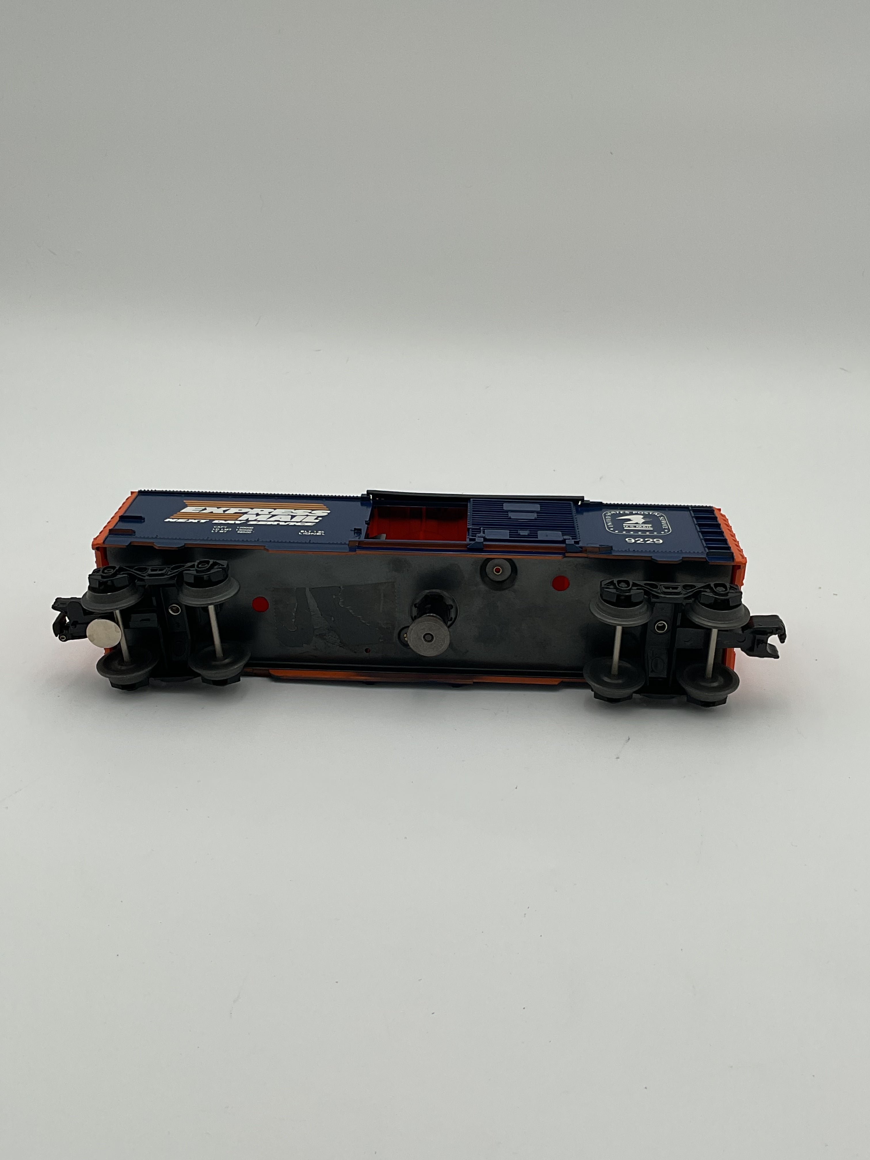 Lionel O 9229 Express Mail Operating Box Car