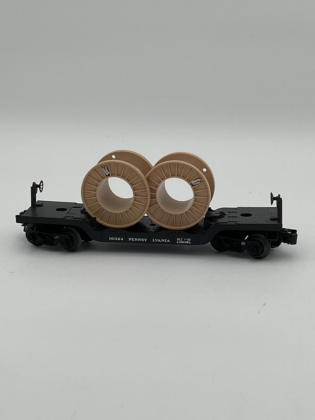 Lionel O 16324 Pennsylvania Depressed Flatcar with Cable Reels