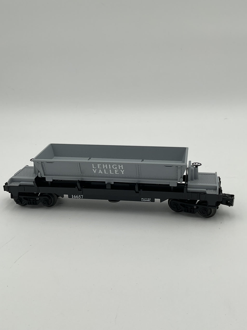 Lionel O 16657 Lehigh Valley Operating Coal Dump Car