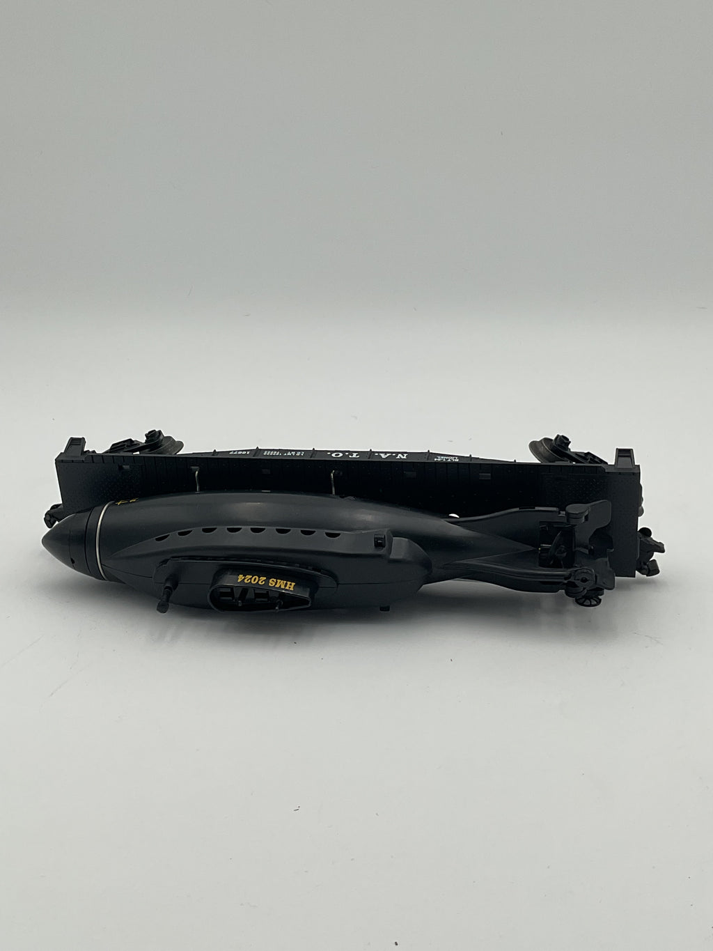 Lionel O 16677 Flatcar with Royal Navy Submarine