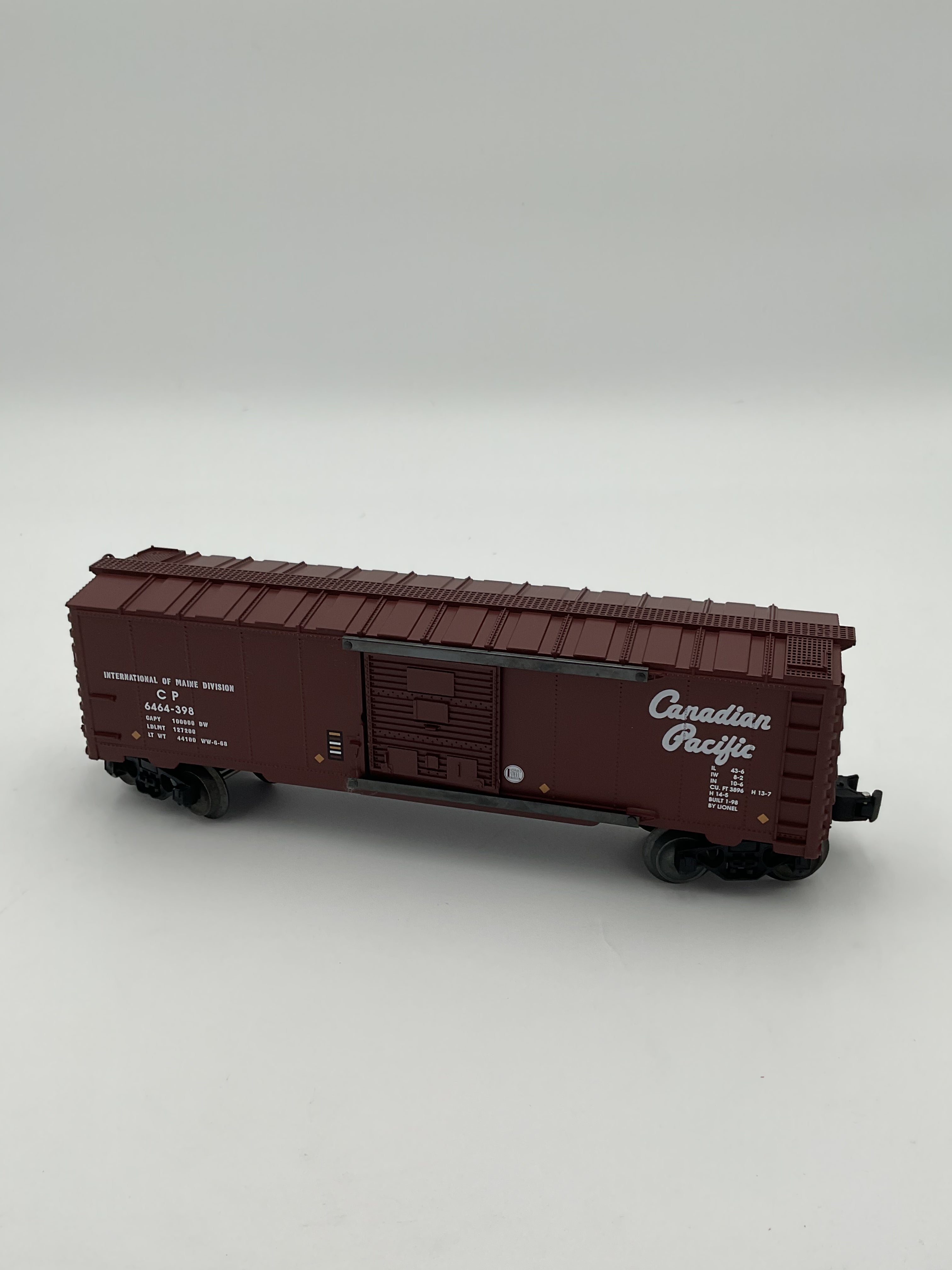 Lionel O 29215 6464-398 Canadian Pacific Boxcar