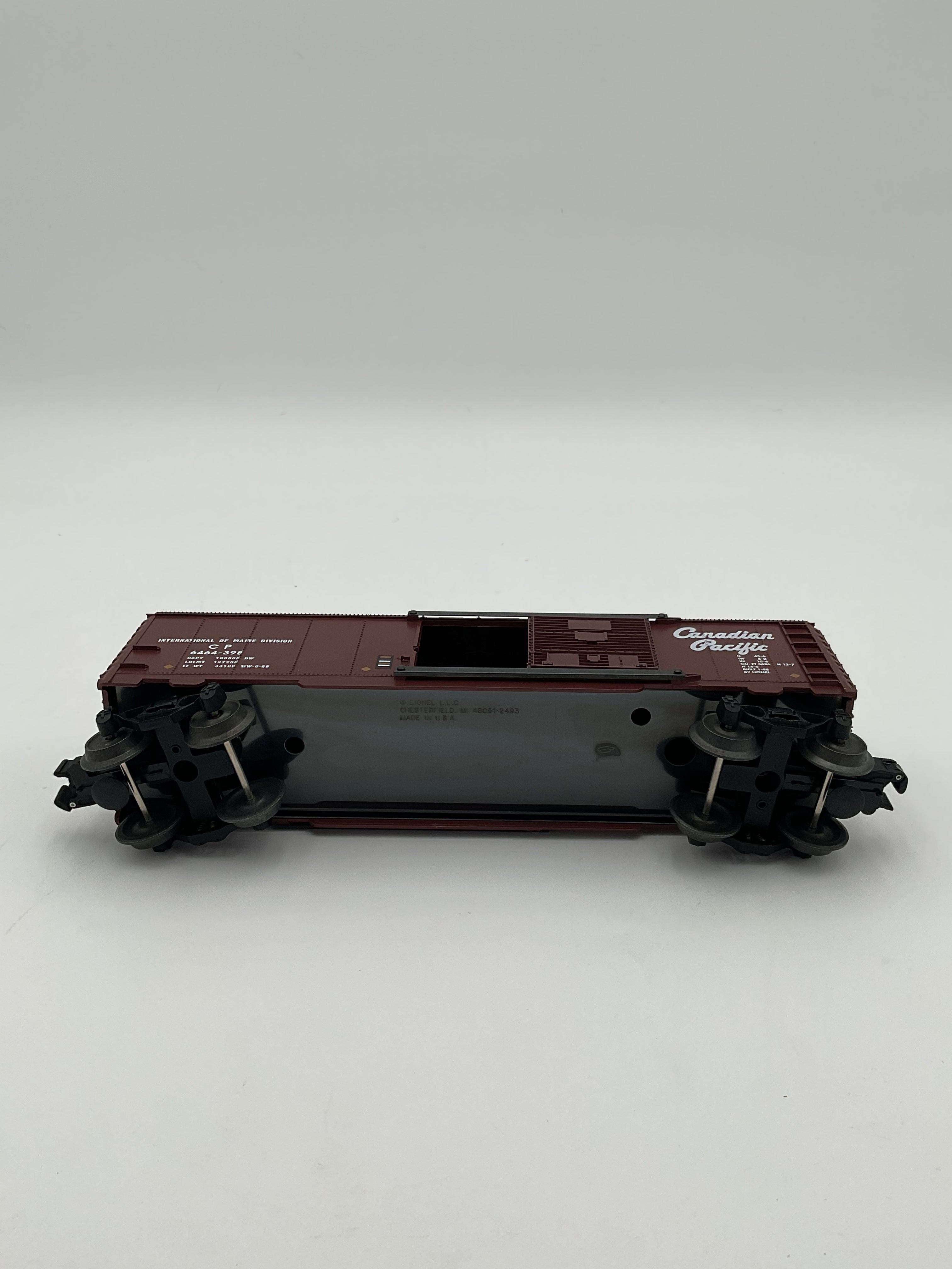 Lionel O 29215 6464-398 Canadian Pacific Boxcar