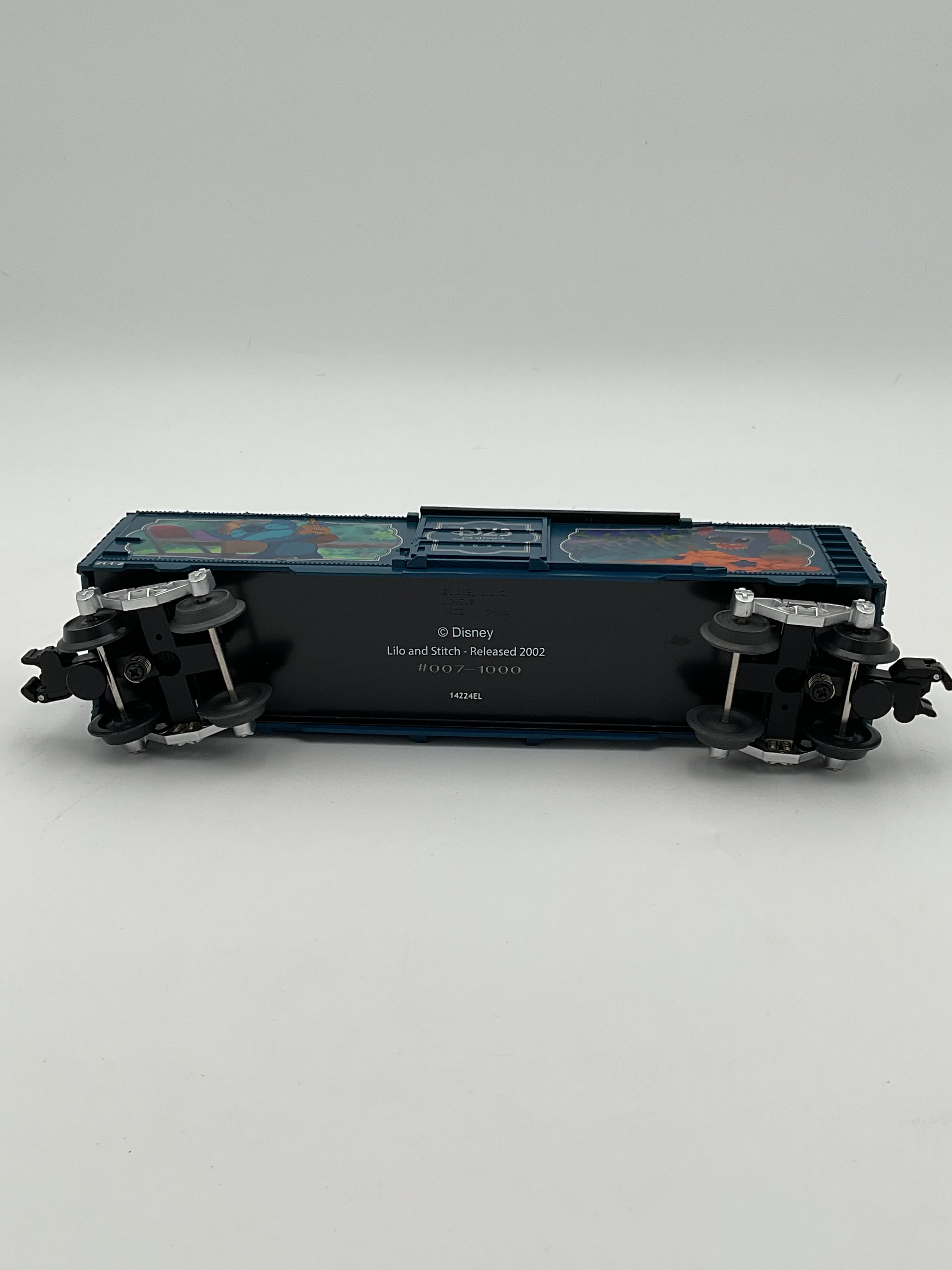 Lionel O 2401564 Disney’s D23 Lilo and Stitch Boxcar