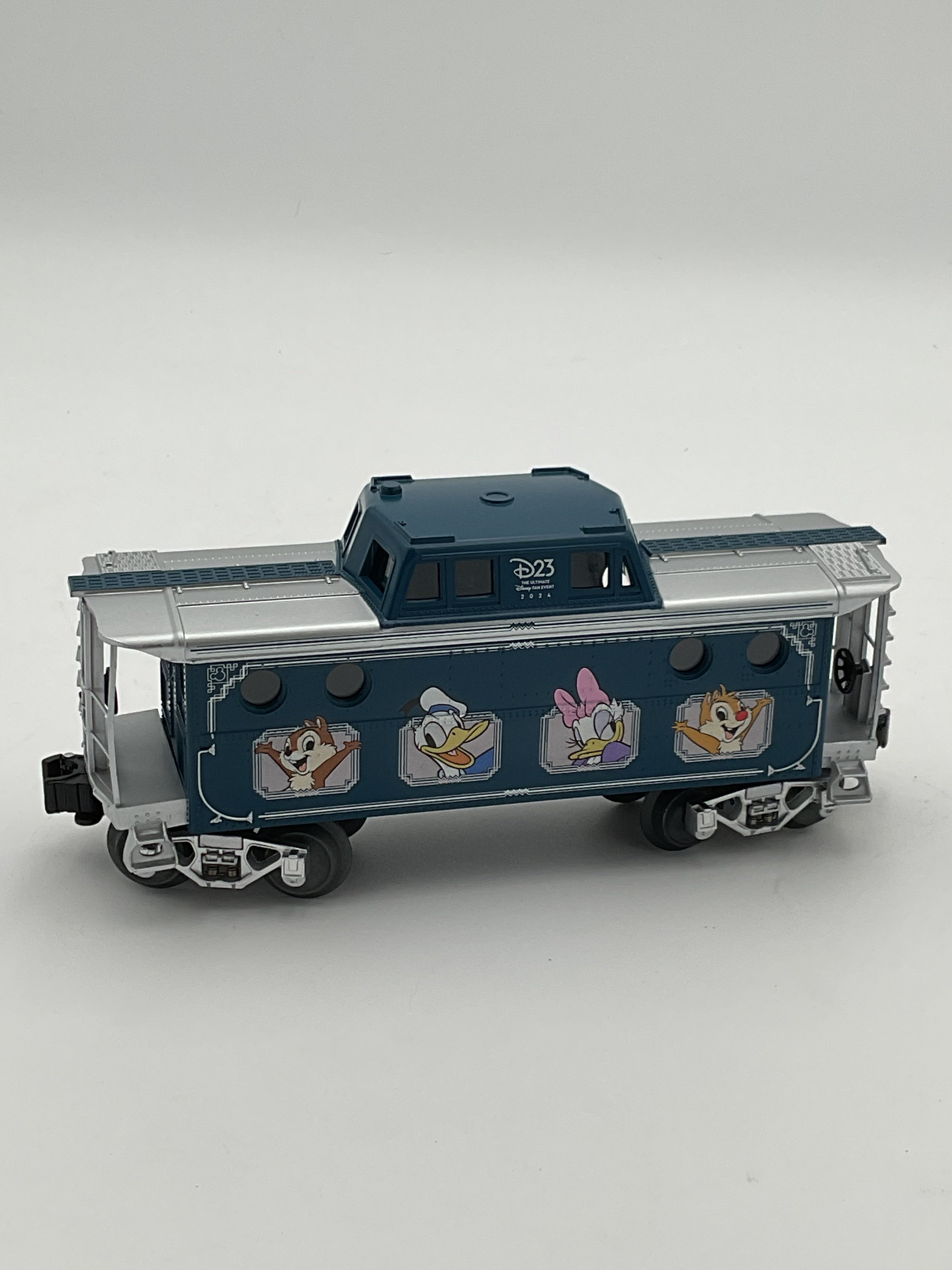 Lionel O 2401565 Disney’s D23 Mickey and Friends Caboose