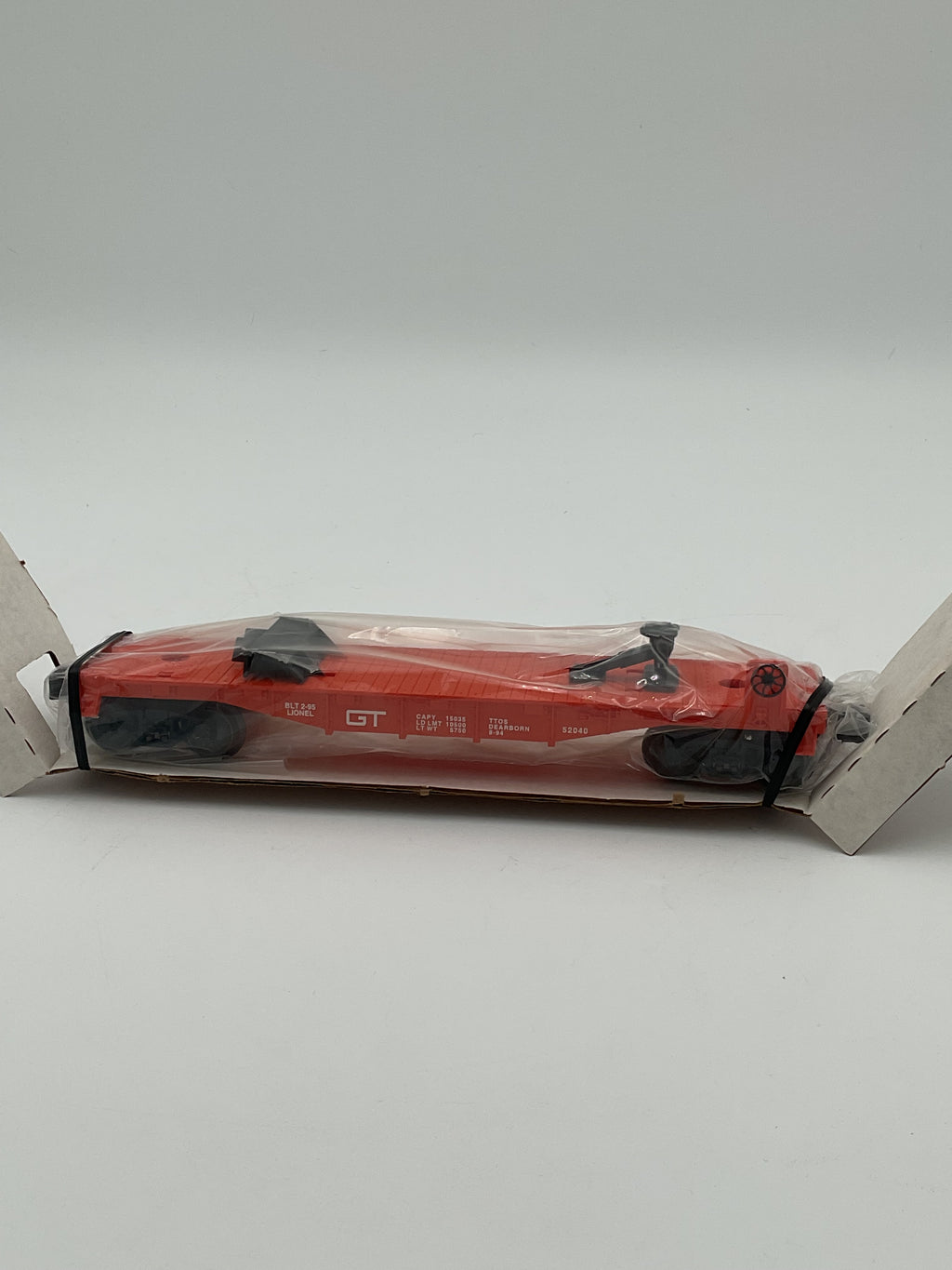 Lionel O 52040 T.T.O.S Flatcar with Tractor and Trailer