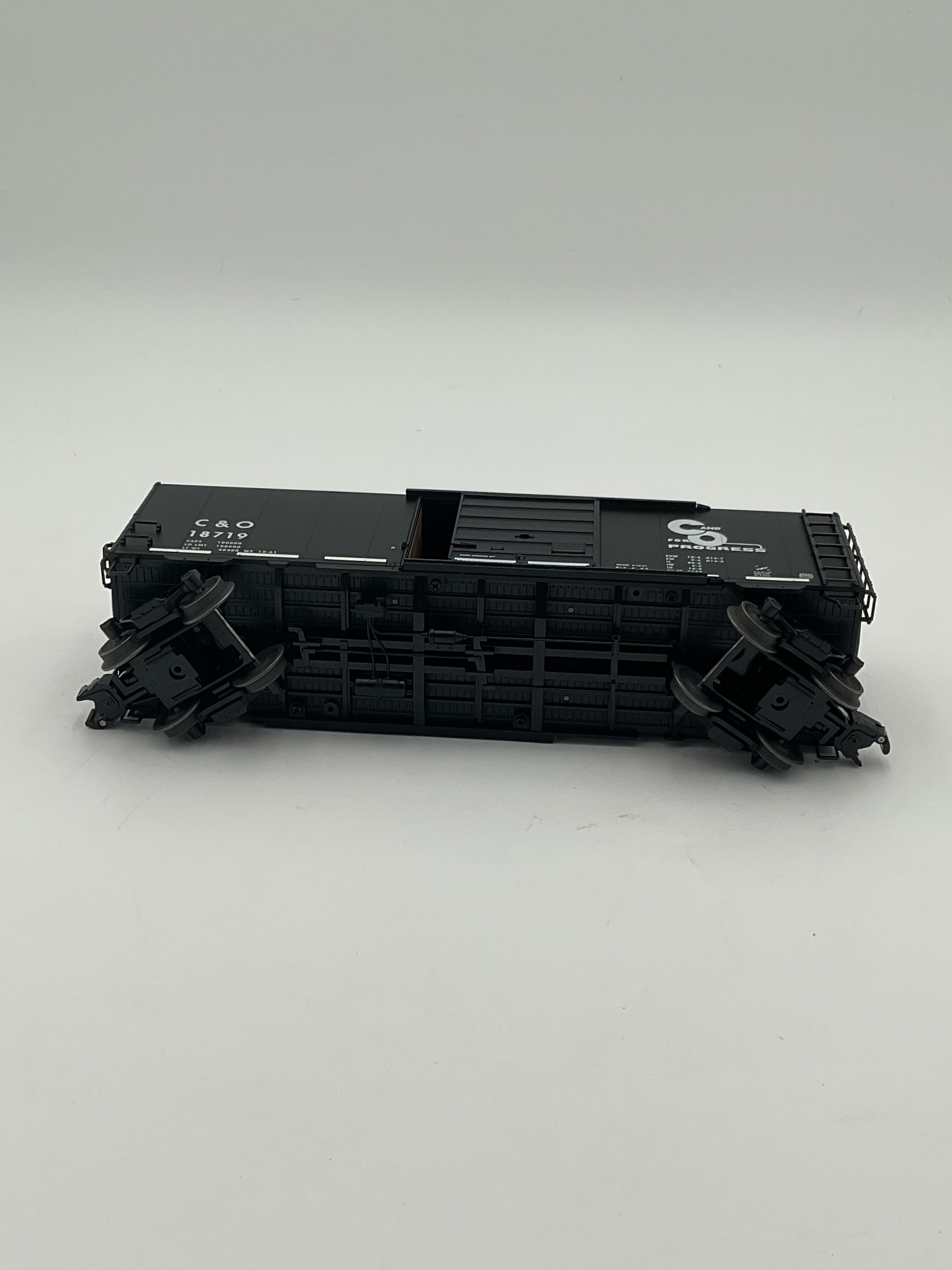Lionel O 27241 C&O PS-1 Boxcar