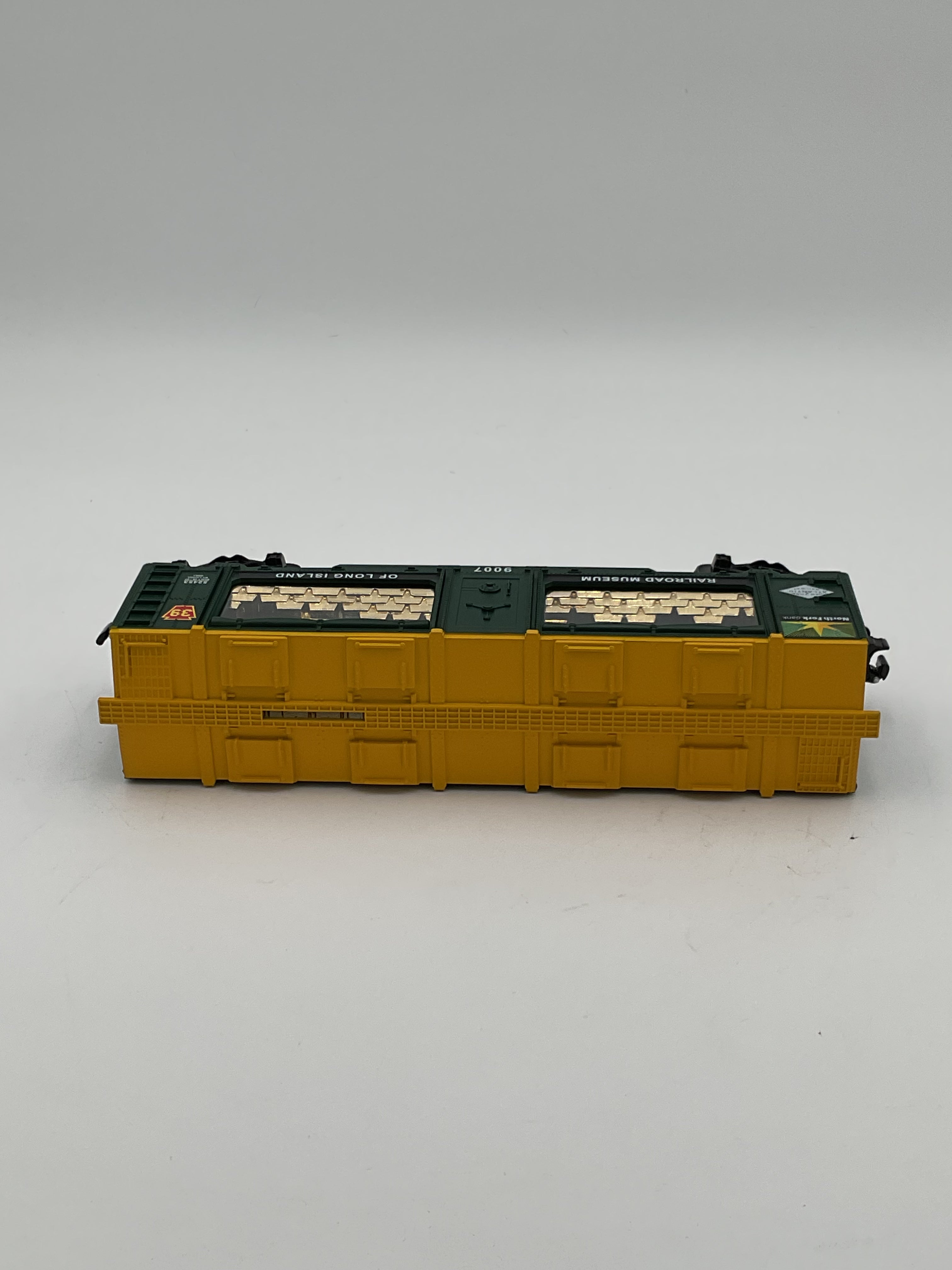Lionel O 52453 Railroad Museum of Long Island North Fork Bank Mint Car