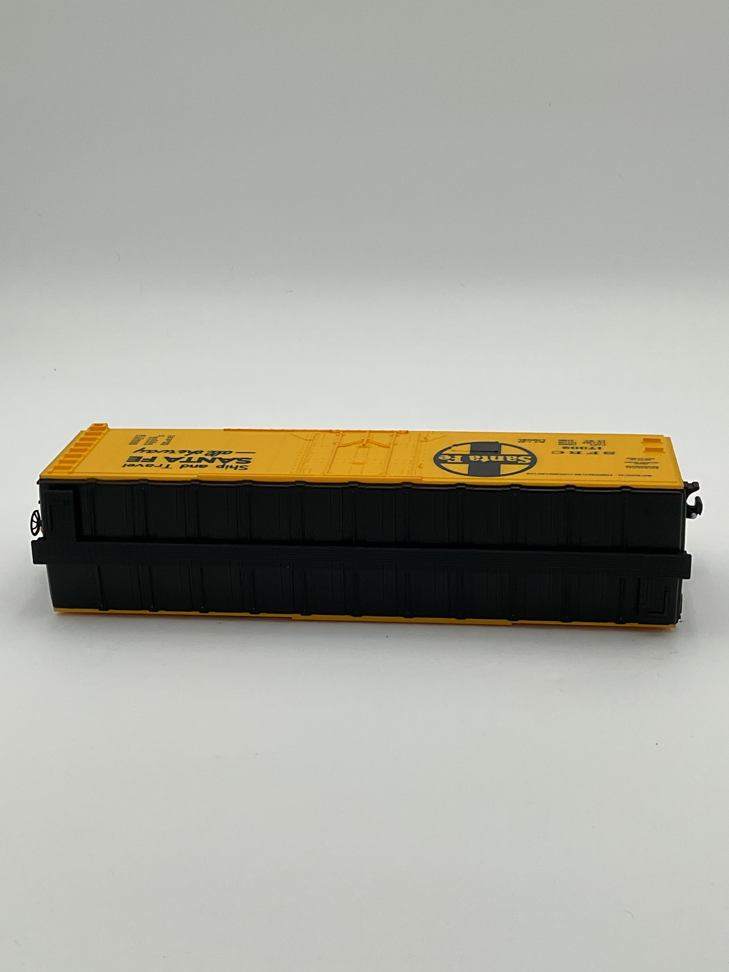 Lionel O 17302 Santa Fe Reefer with E.T.D