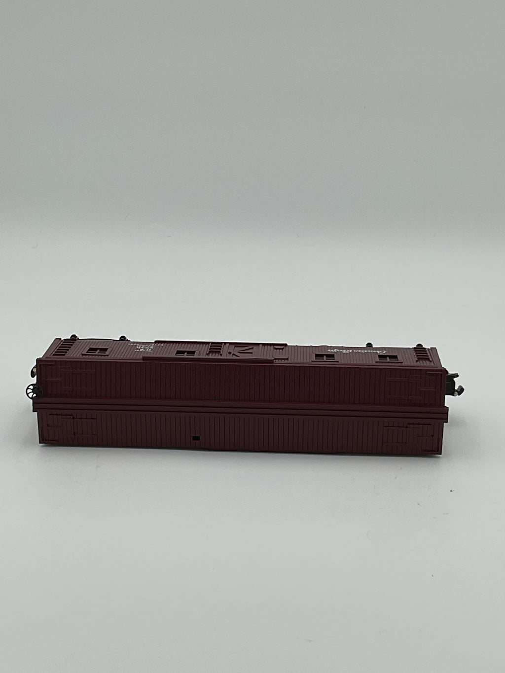 Lionel O 5728 Canadian Pacific Bunk Car