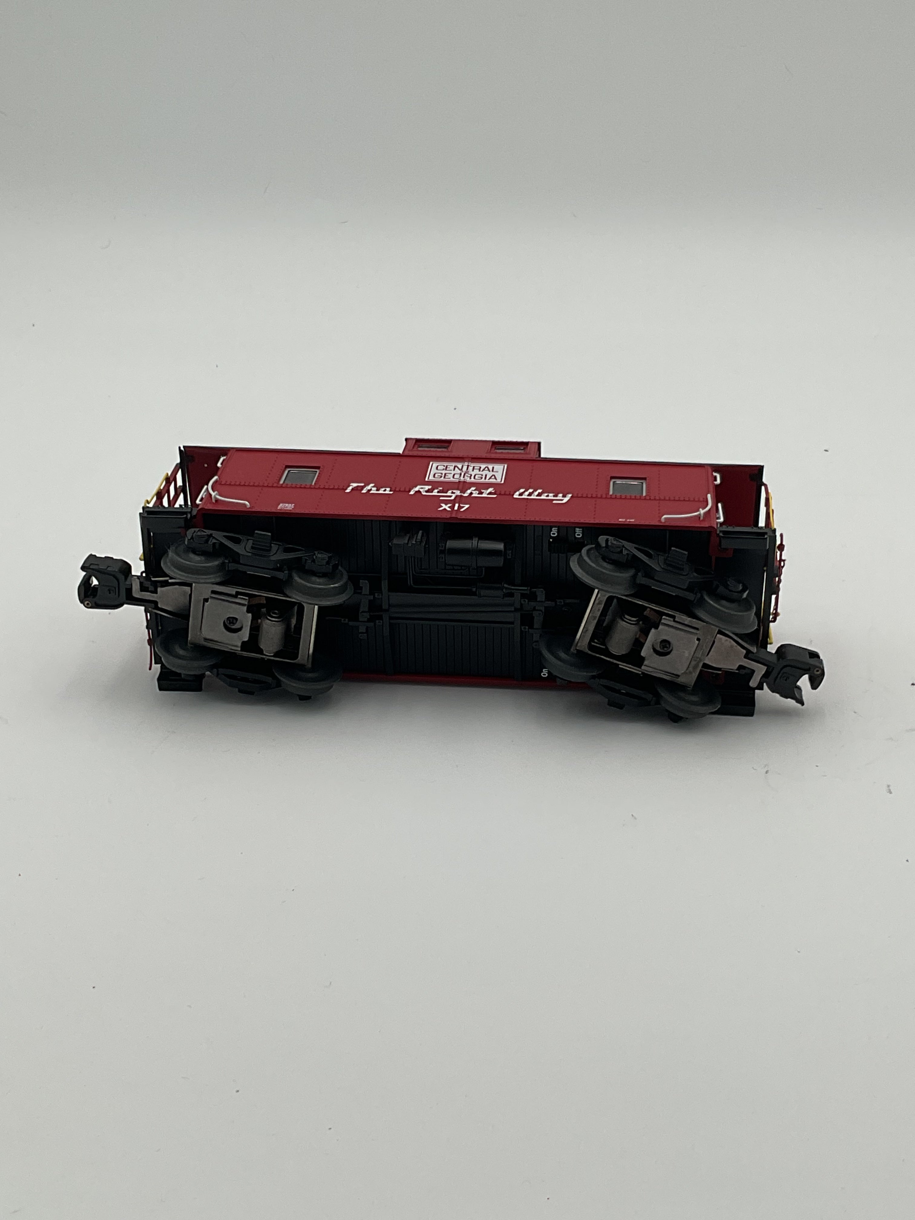 Lionel O 27657 Central of Georgia NE-style Caboose w/ smoke