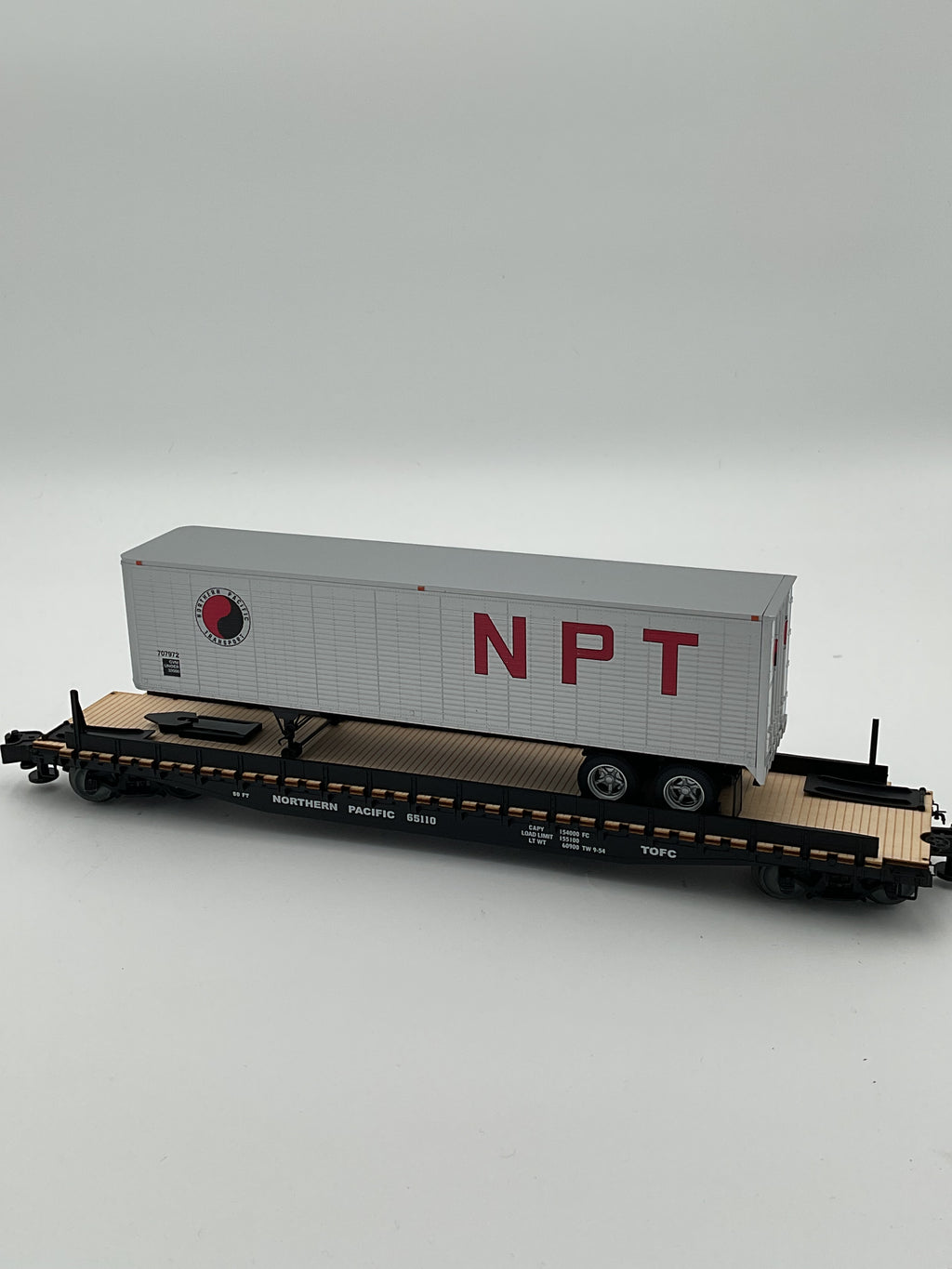 Lionel O 84870 NP PS-4 #65110 w/40’ Trailer