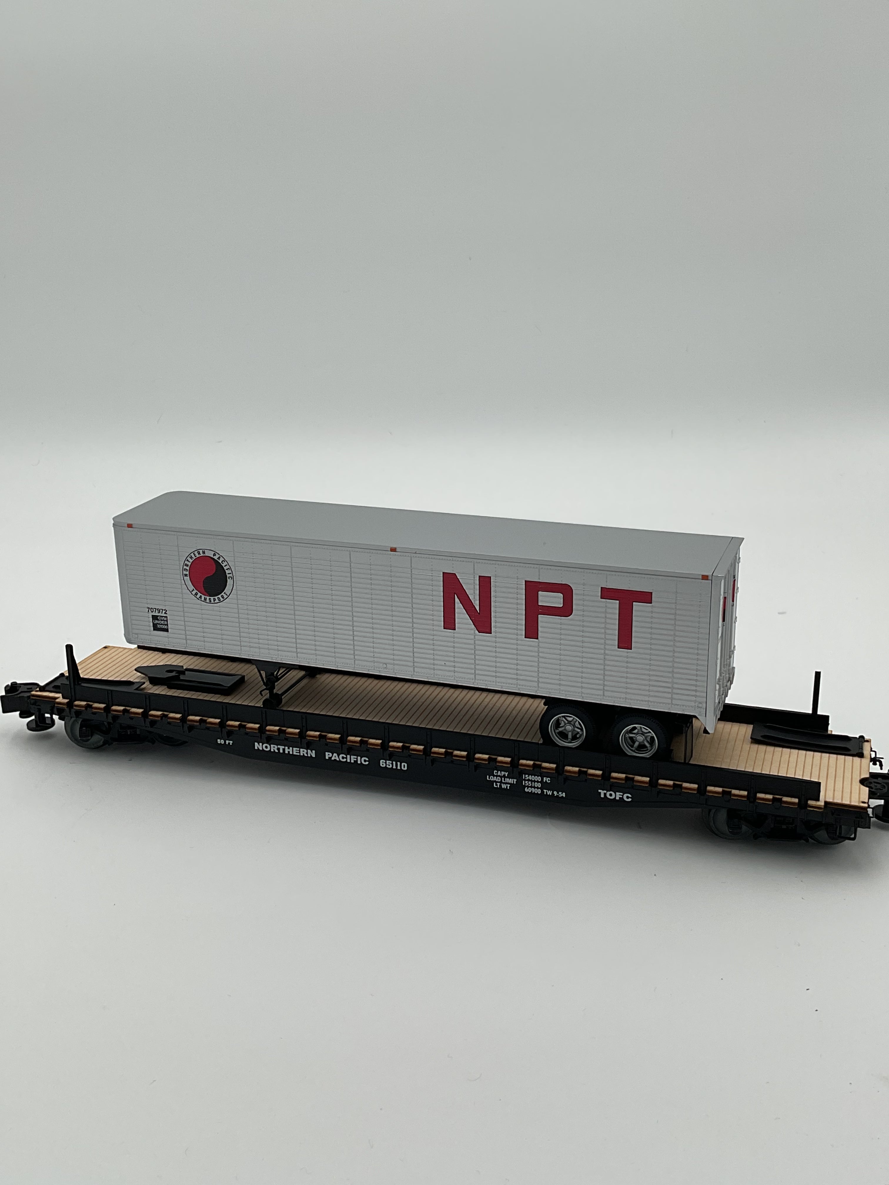 Lionel O 84870 NP PS-4 #65110 w/40’ Trailer