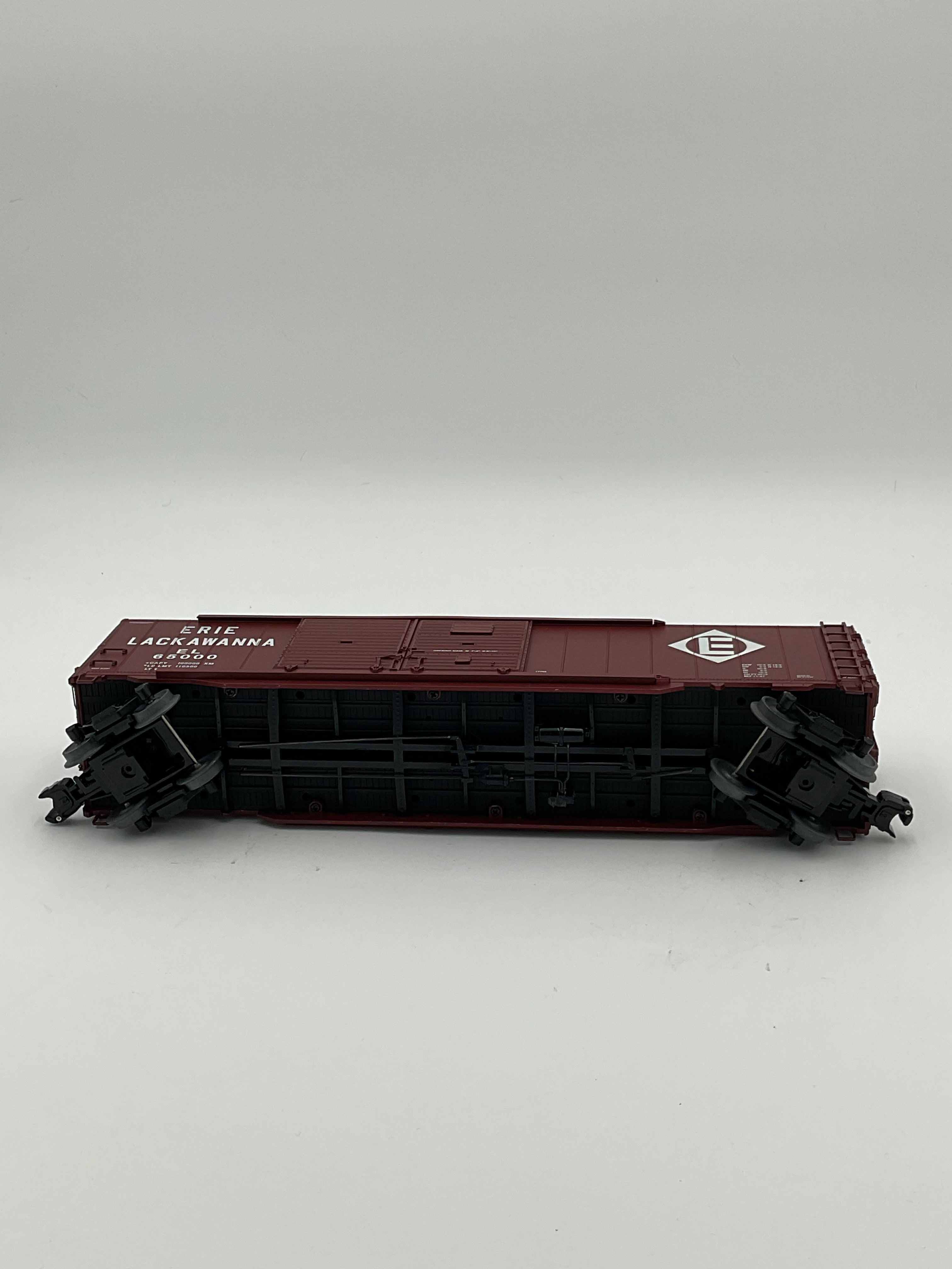 Lionel O 17754 Erie-La Ckawanna Double Door Boxcar