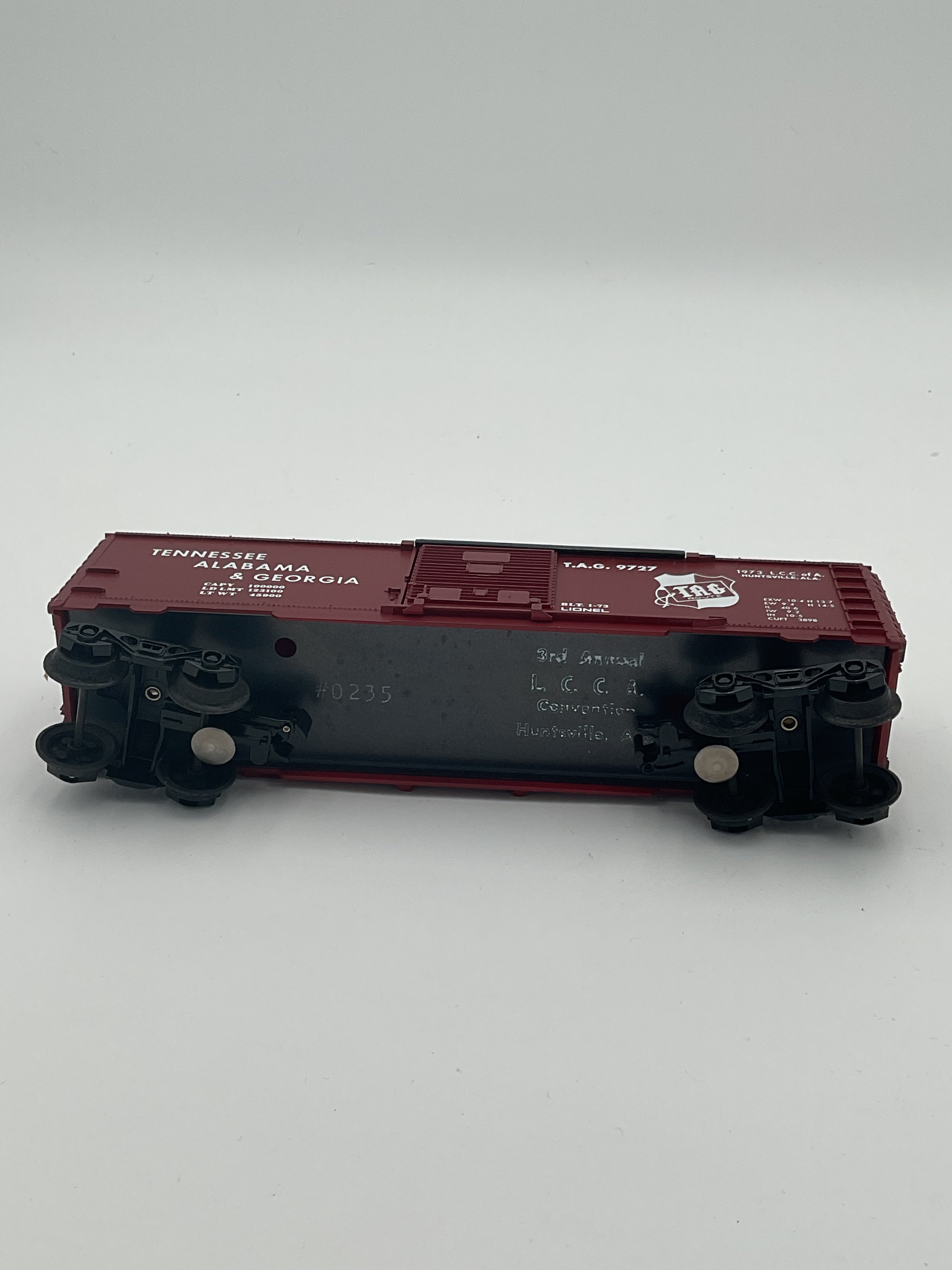 Lionel O 9727 LCCA Tennessee Alabama & Georgia “Tag” Box Car