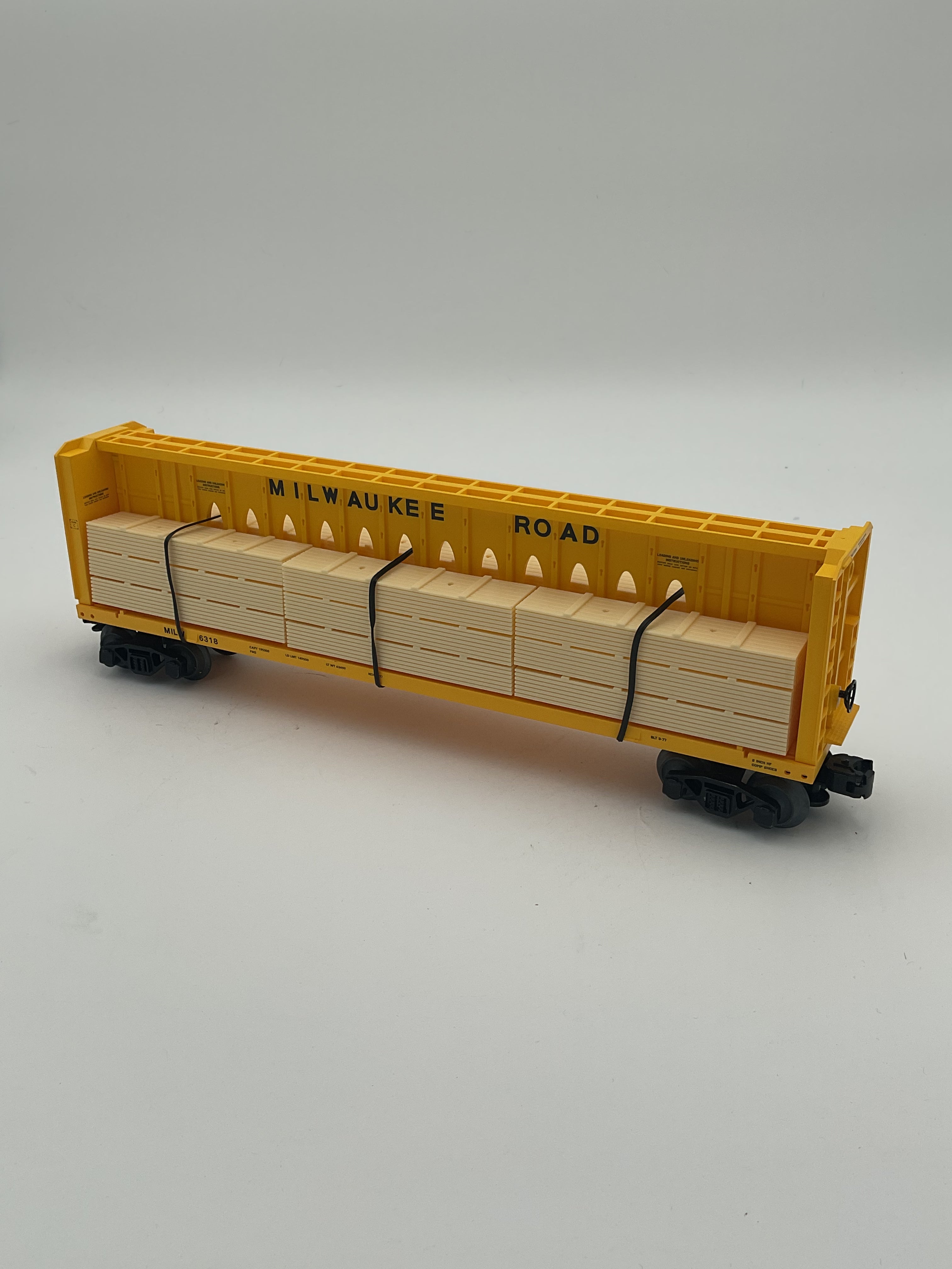 Lionel O 2043052 Milwaukee Road Standard O Centerbeam Flatcar #6318;