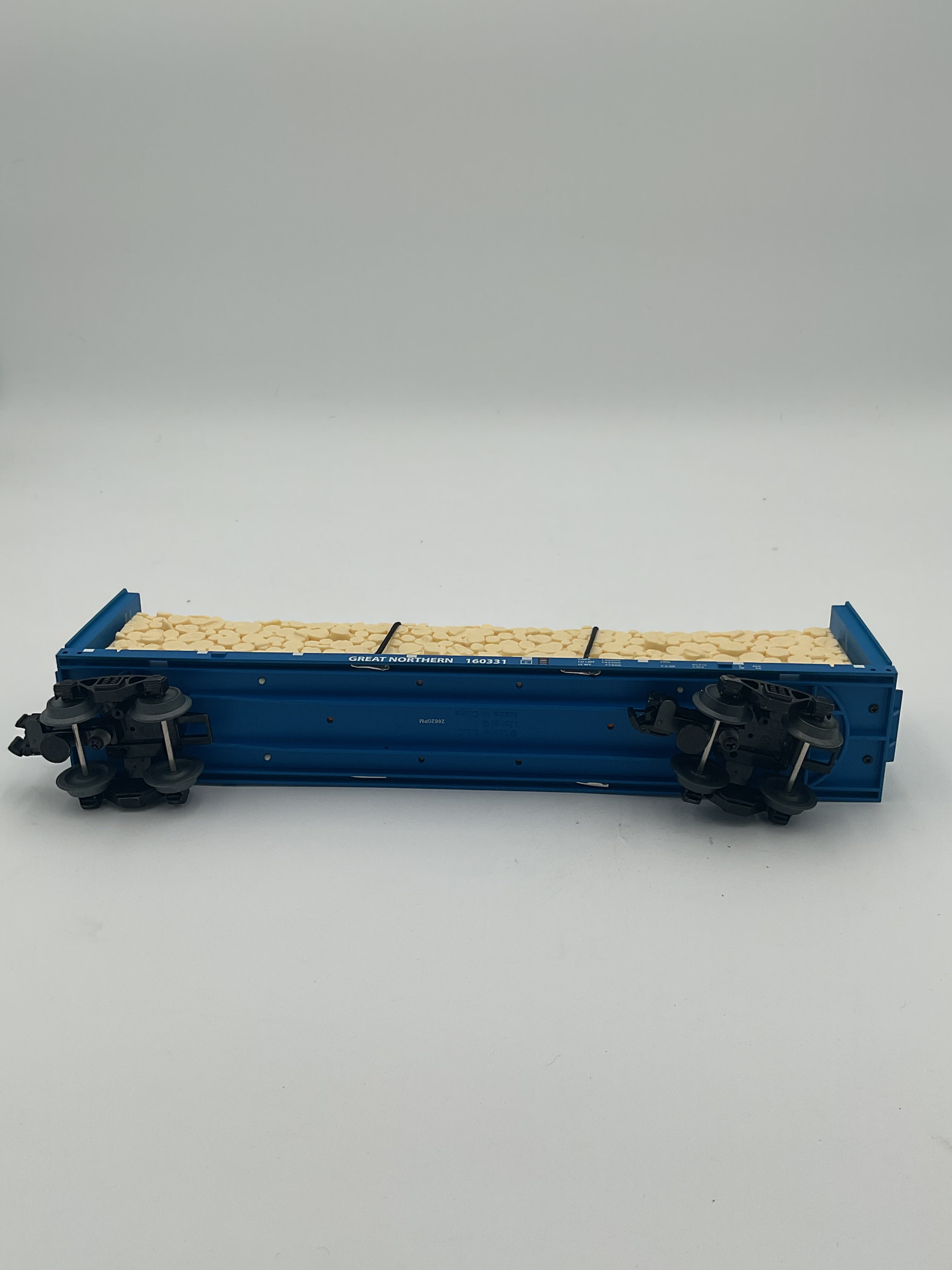 Lionel O 2043102 Great Northern Standard O Bulkhead Flatcar #160331+