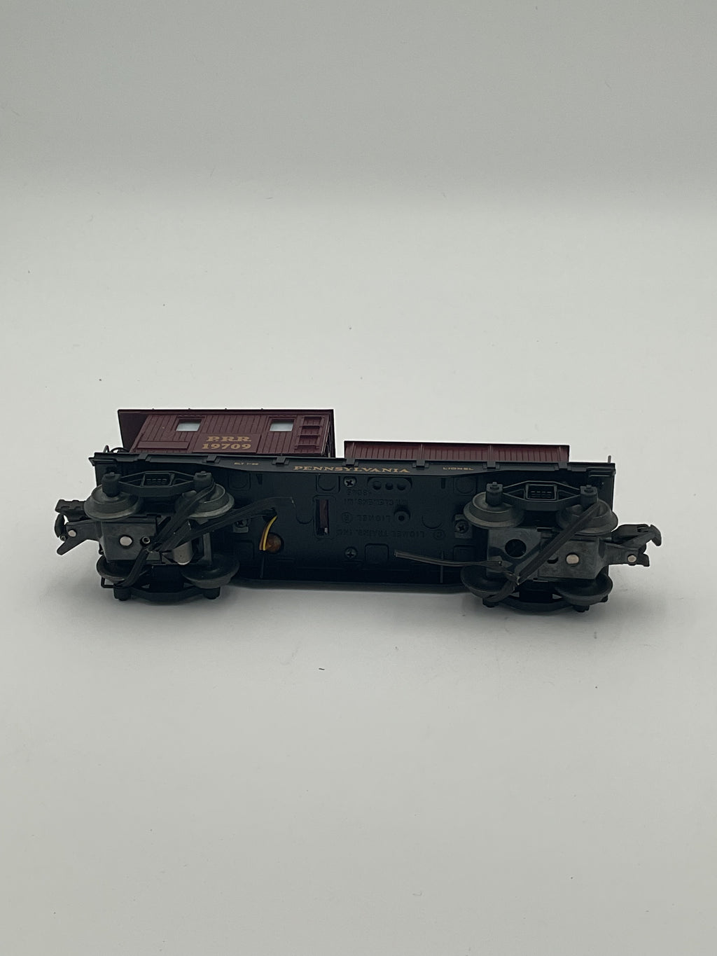 Lionel O 19709 Pennsylvania Work Caboose with Smoke & Illuminated Interior