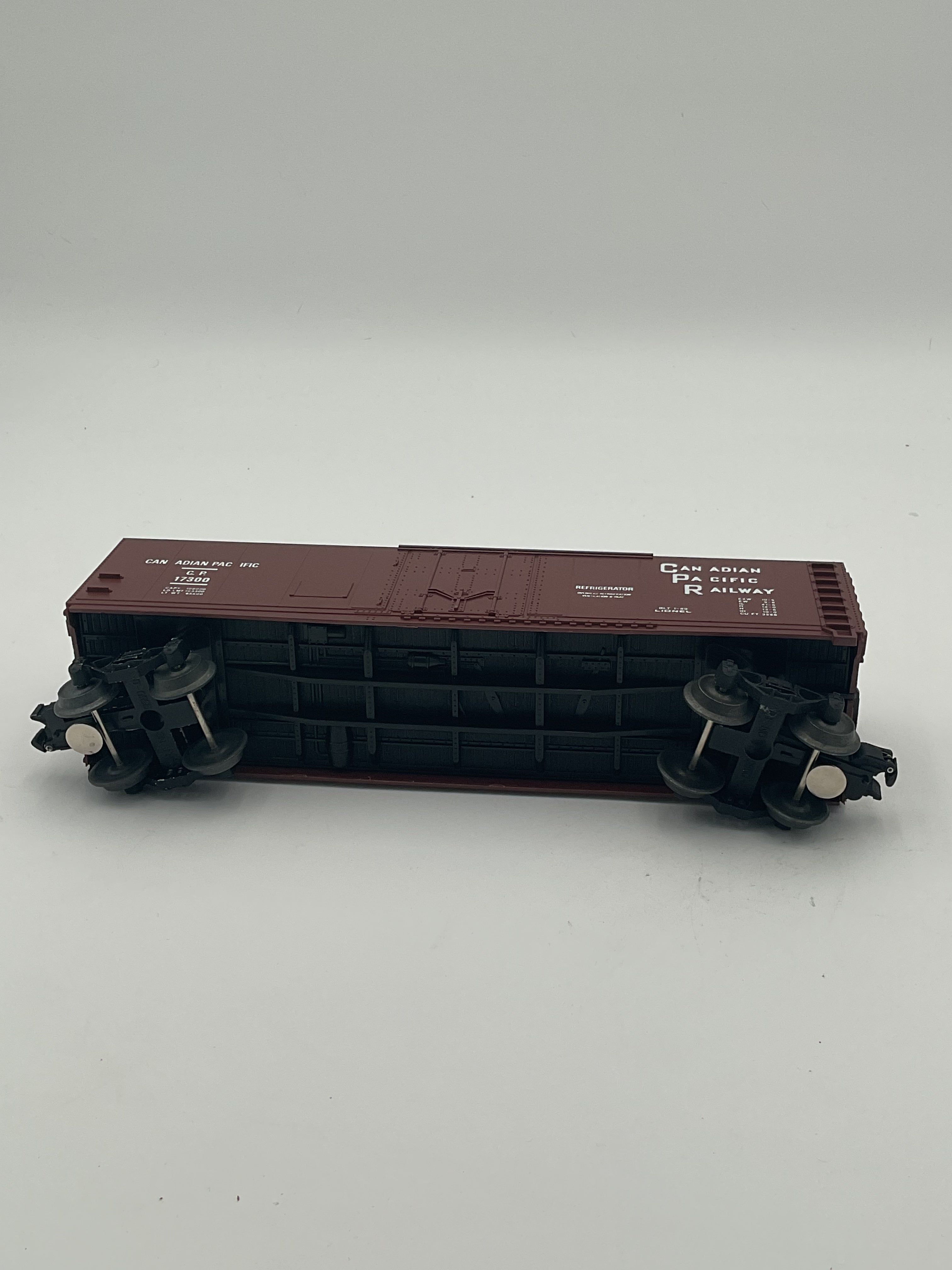 Lionel O 17300 CP Rail Reefer