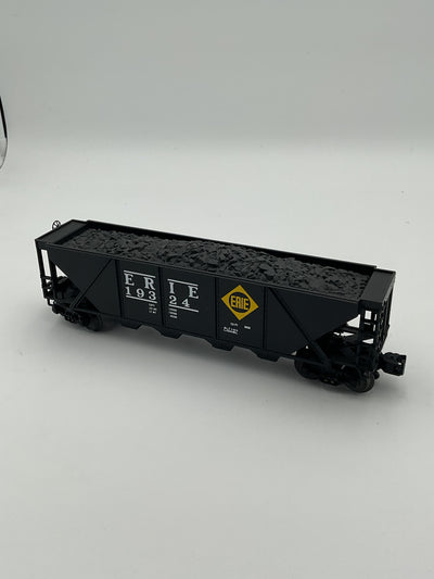 Lionel O 19324 Erie Four - Bay Hopper with Coal Load