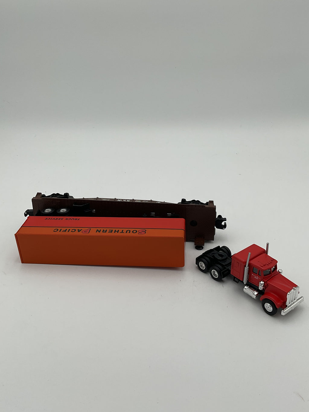Lionel O 52222 LRRC Flatcar w/ Tractor Trailer