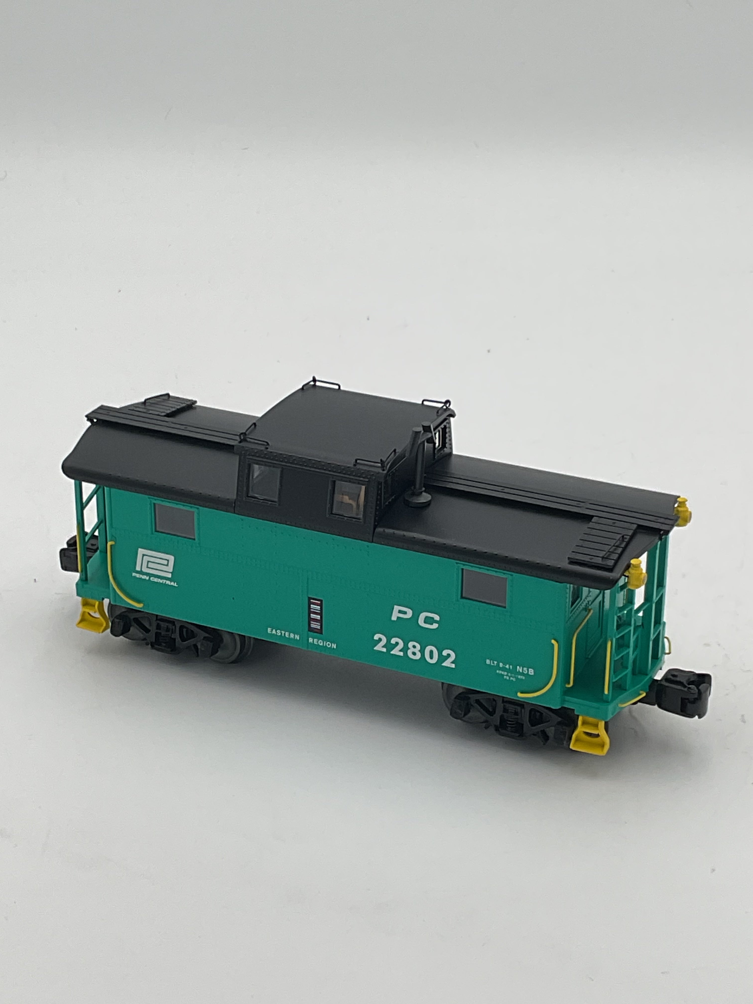 Lionel O 81808 Penn Central N5B Caboose #22802