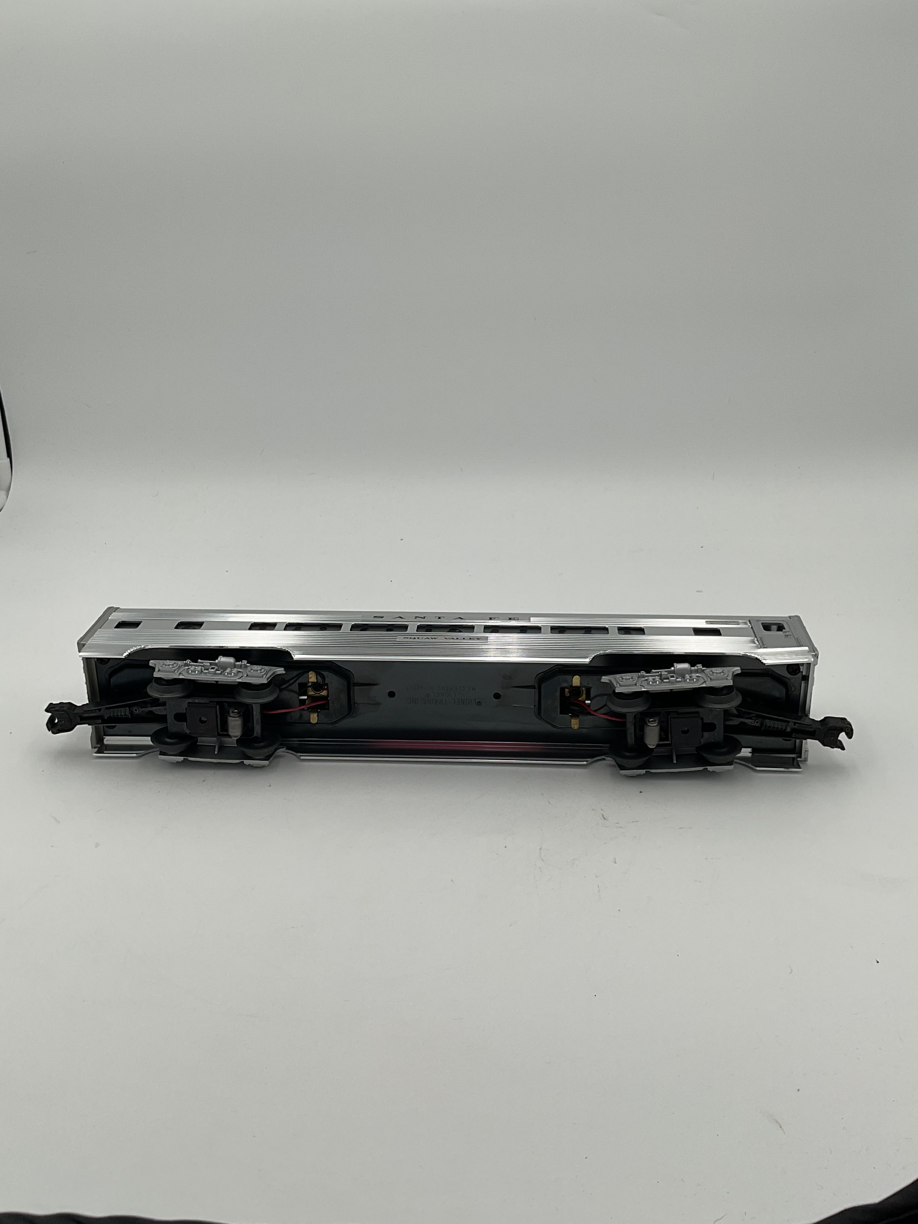 Lionel O 19112 Santa Fe Aluminium Passenger Car