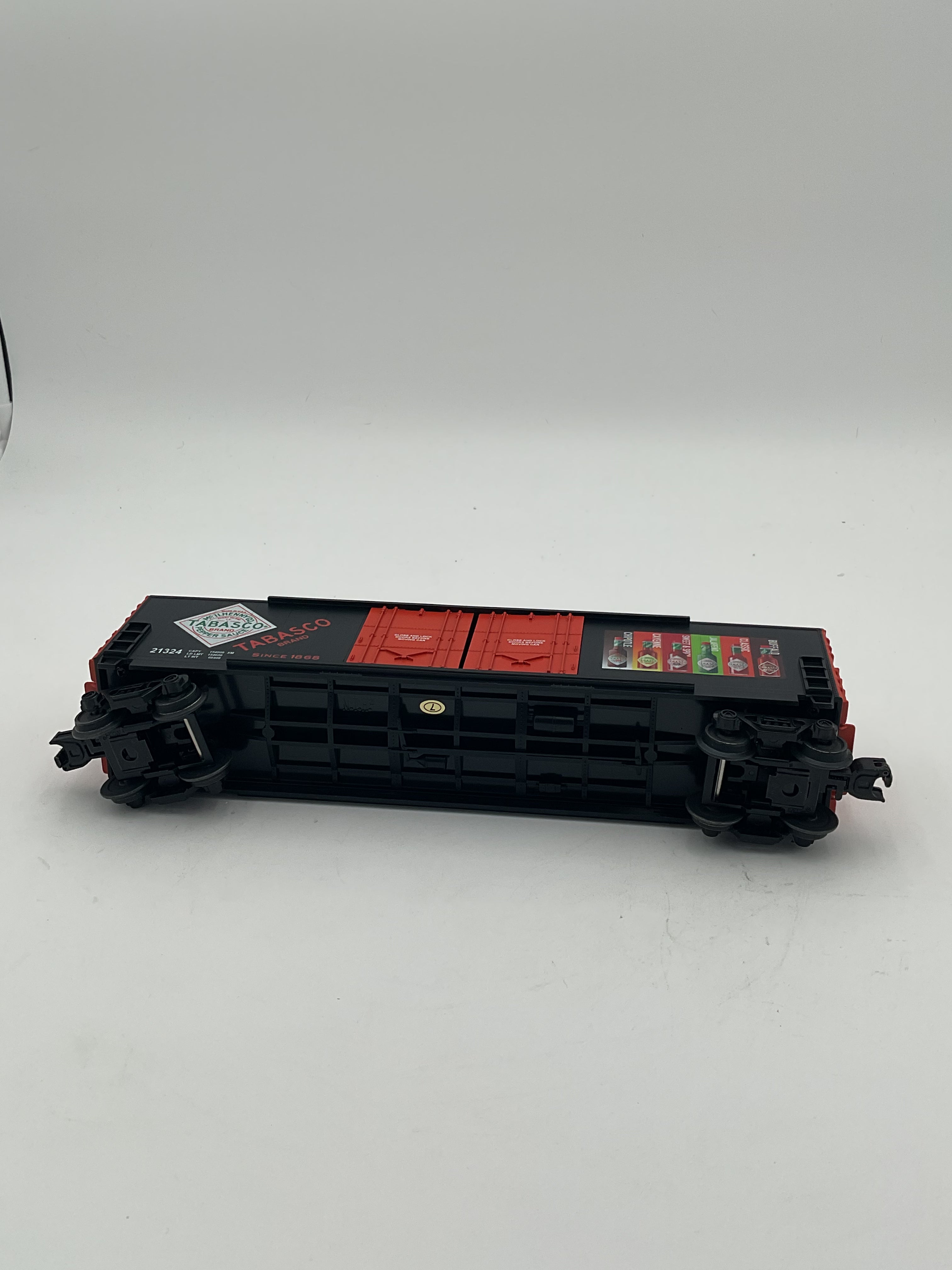 MTH 30-71180 Tabasco Pepper Sauce [21324] 50’ Double Door Plugged Boxcar