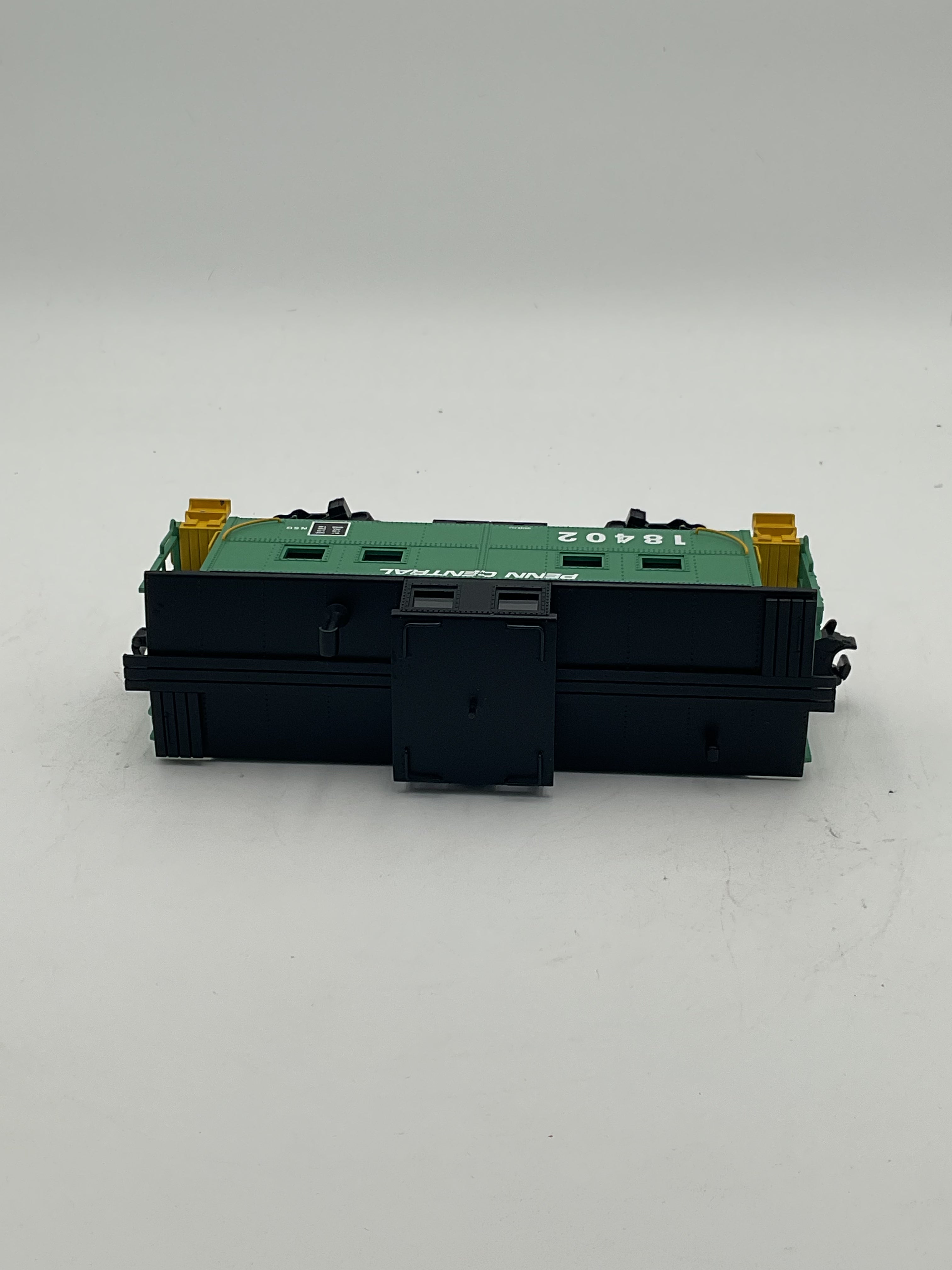 MTH 30-7751 Penn Central Steel Caboose